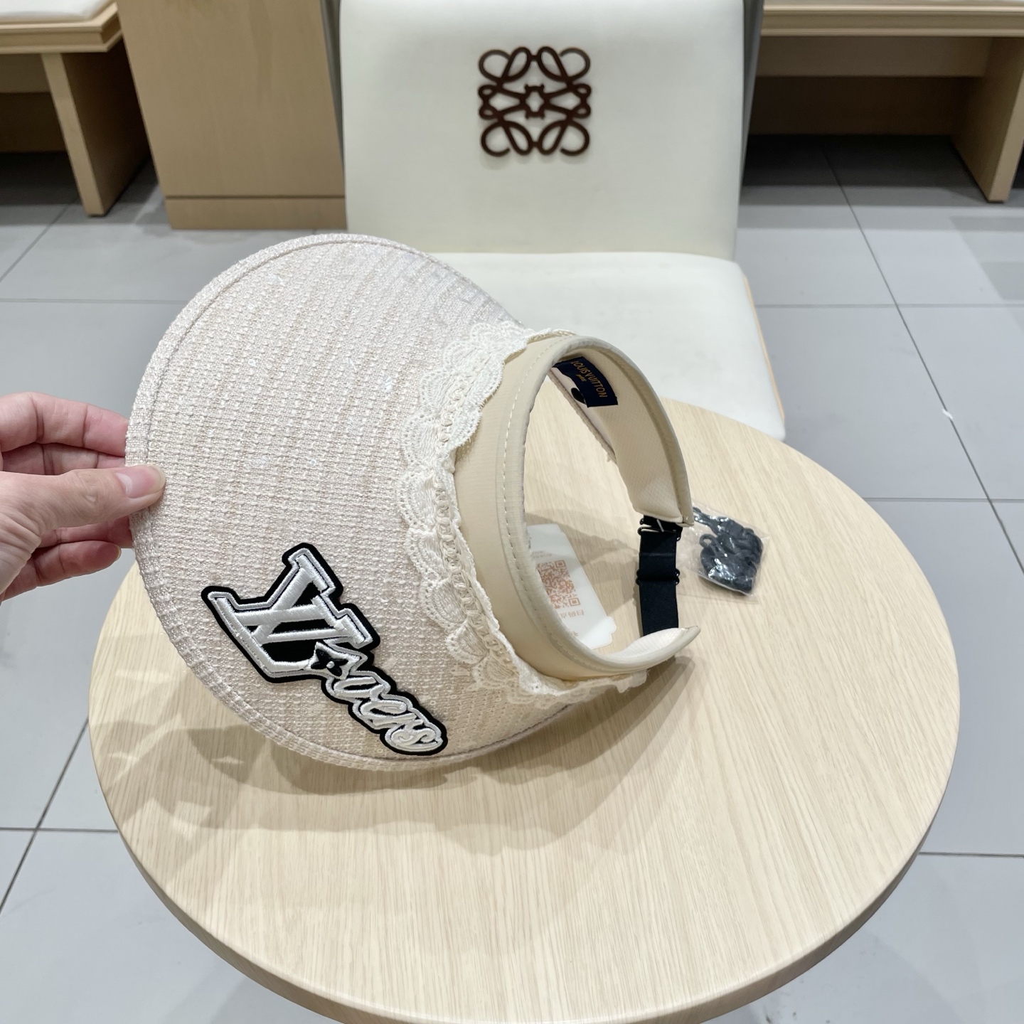  【LV路易威登】2025夏季遮阳帽空顶帽，大牌出货，超方便！好搭！出街必备