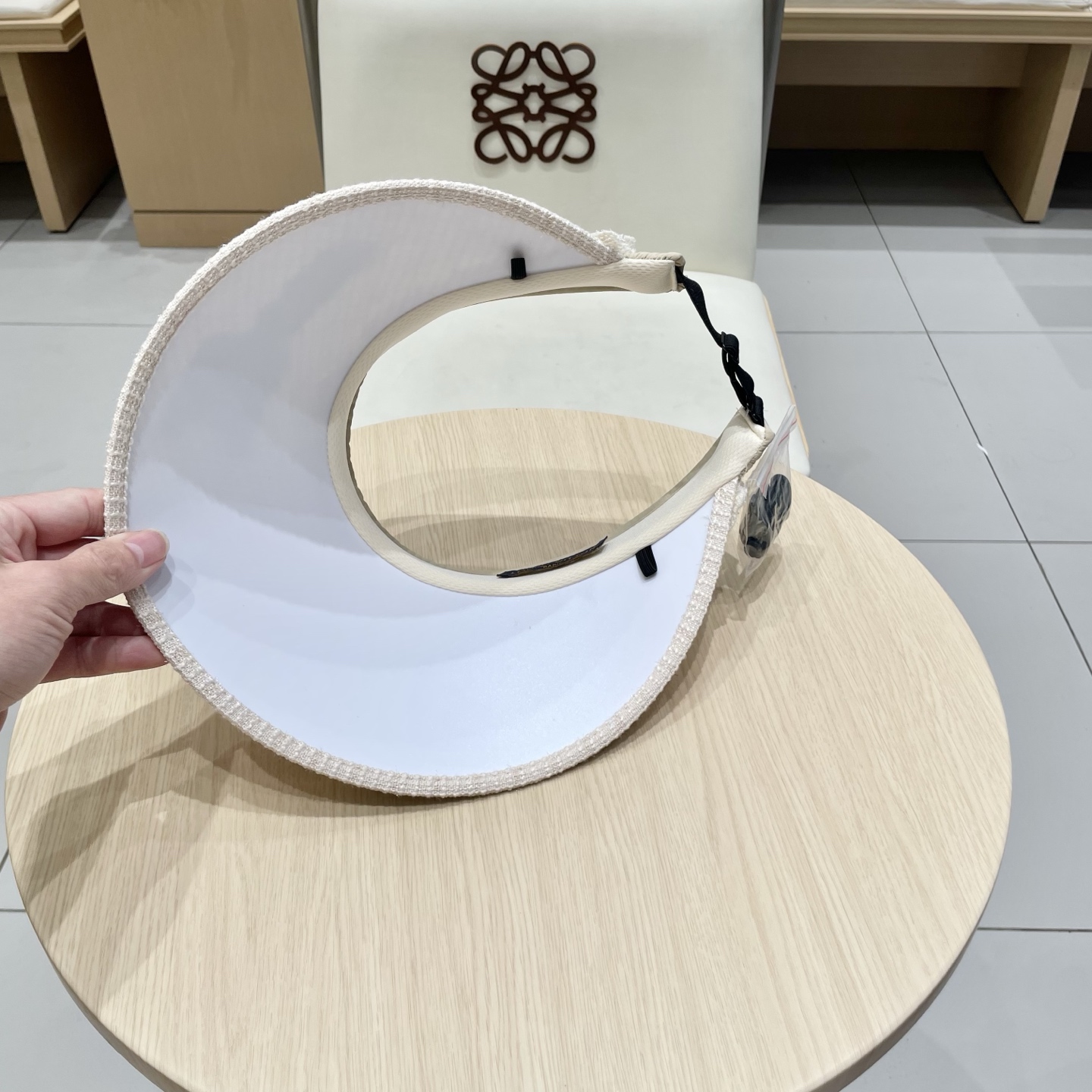  【LV路易威登】2025夏季遮阳帽空顶帽，大牌出货，超方便！好搭！出街必备