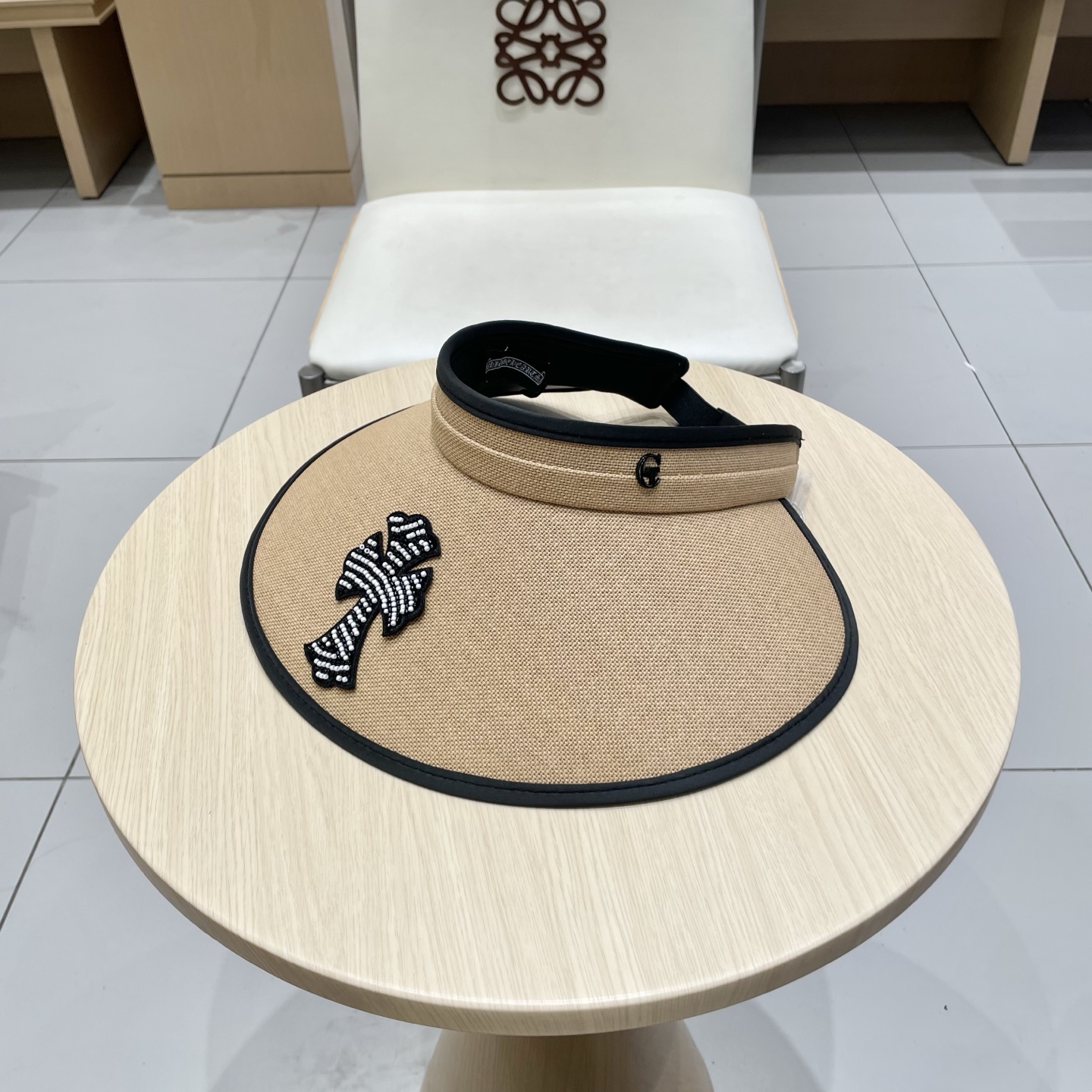  克罗心 满分防晒~新款黑胶防紫外线草编空顶遮阳帽女夏季大檐户外太阳帽