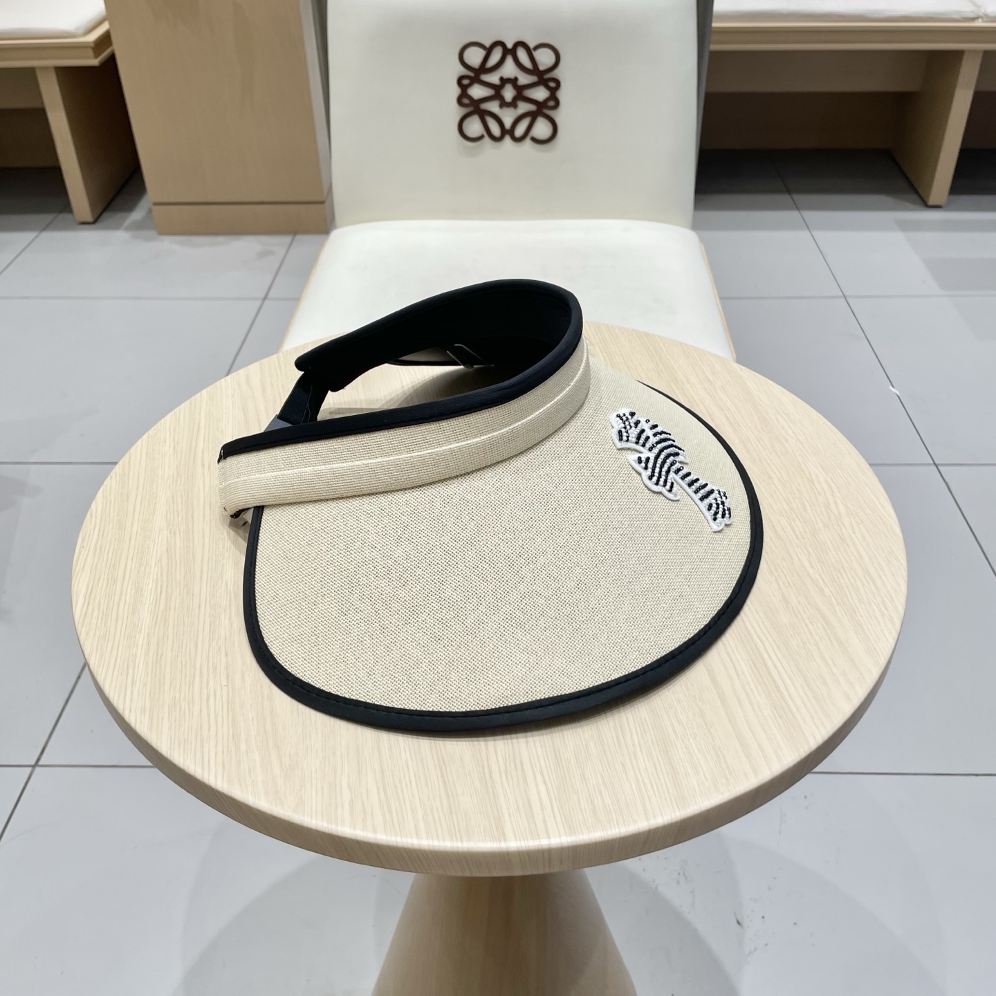  克罗心 满分防晒~新款黑胶防紫外线草编空顶遮阳帽女夏季大檐户外太阳帽