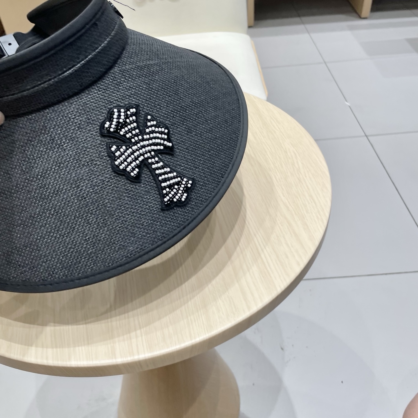  克罗心 满分防晒~新款黑胶防紫外线草编空顶遮阳帽女夏季大檐户外太阳帽