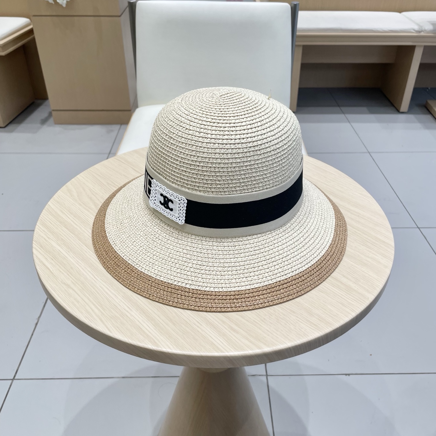   塞琳Celine新款草帽，草拼色名媛高级定制，