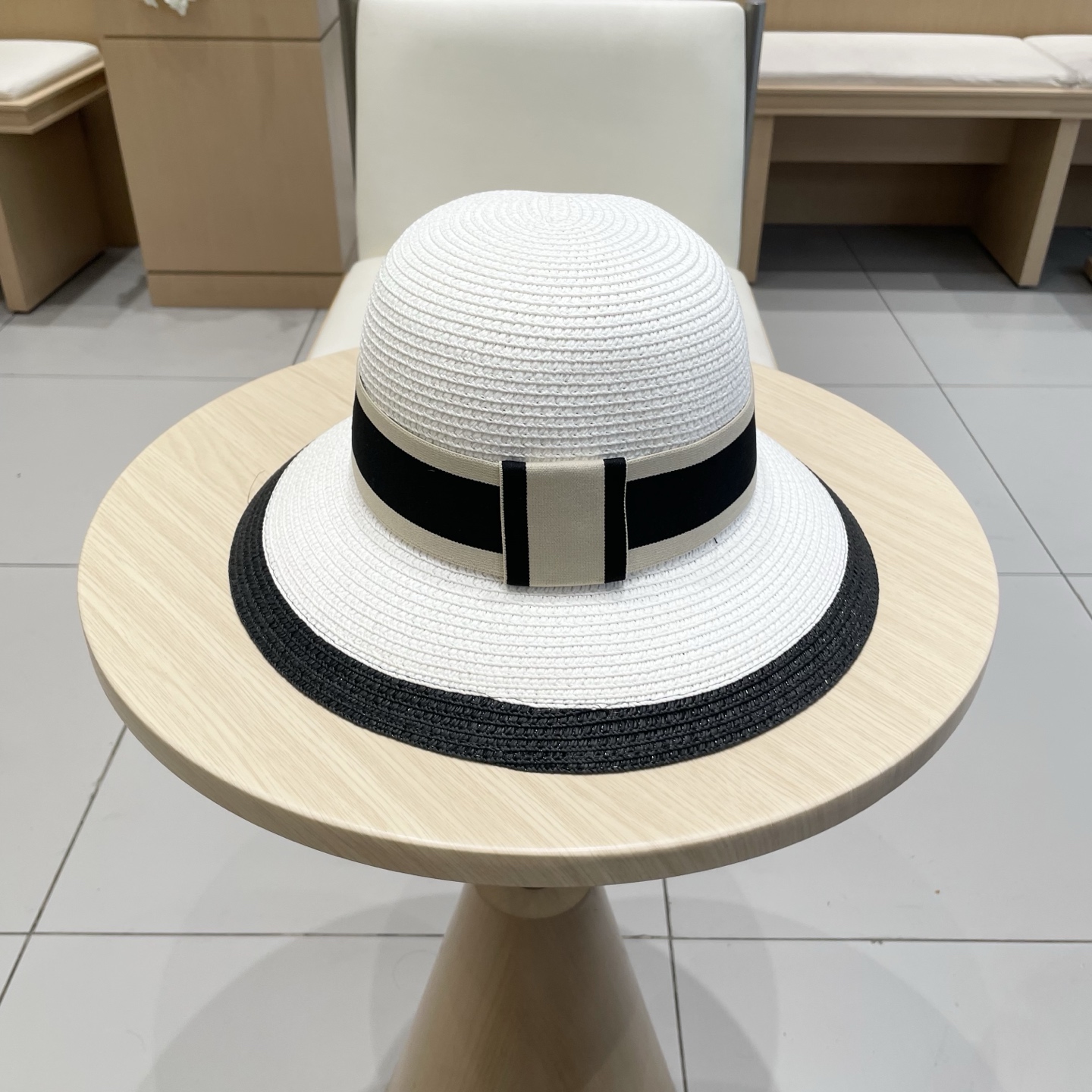   塞琳Celine新款草帽，草拼色名媛高级定制，