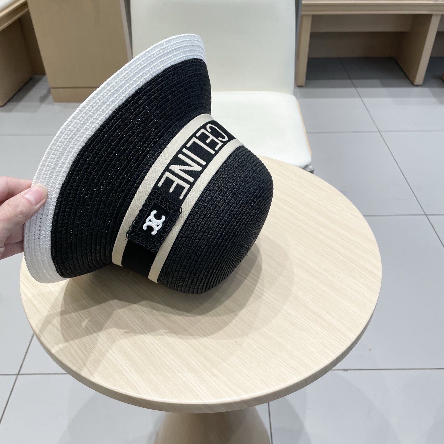   塞琳Celine新款草帽，草拼色名媛高级定制，