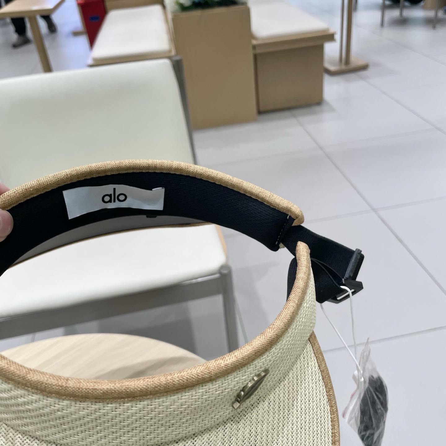 alo 上新‼️
春夏系列 ✨
精致百搭空顶帽