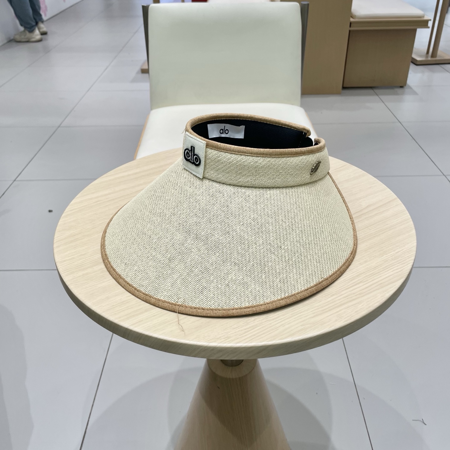 alo 上新‼️
春夏系列 ✨
精致百搭空顶帽