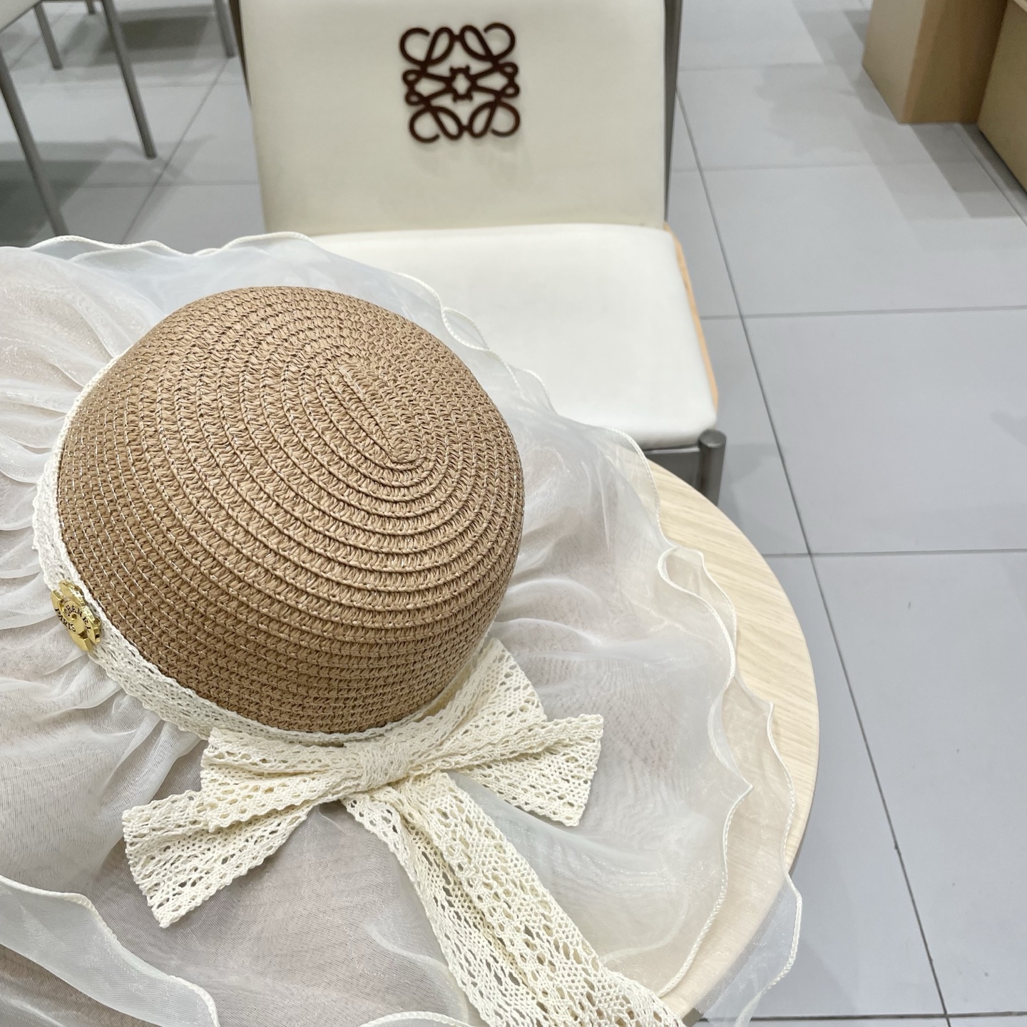  Chanel香奈儿新款纯色网纱遮阳帽户外海边度假防晒帽蕾丝飘带草帽太阳帽女