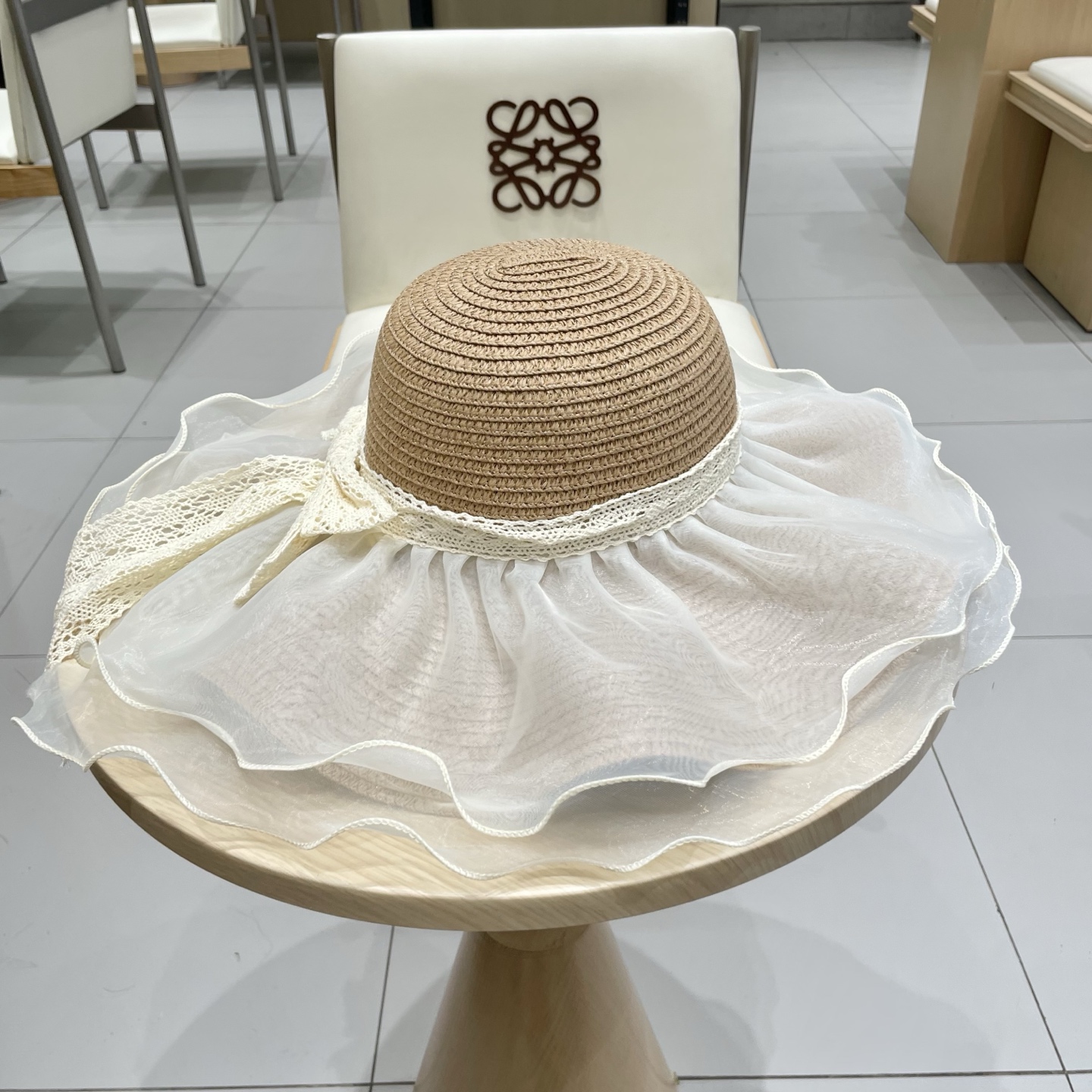  Chanel香奈儿新款纯色网纱遮阳帽户外海边度假防晒帽蕾丝飘带草帽太阳帽女