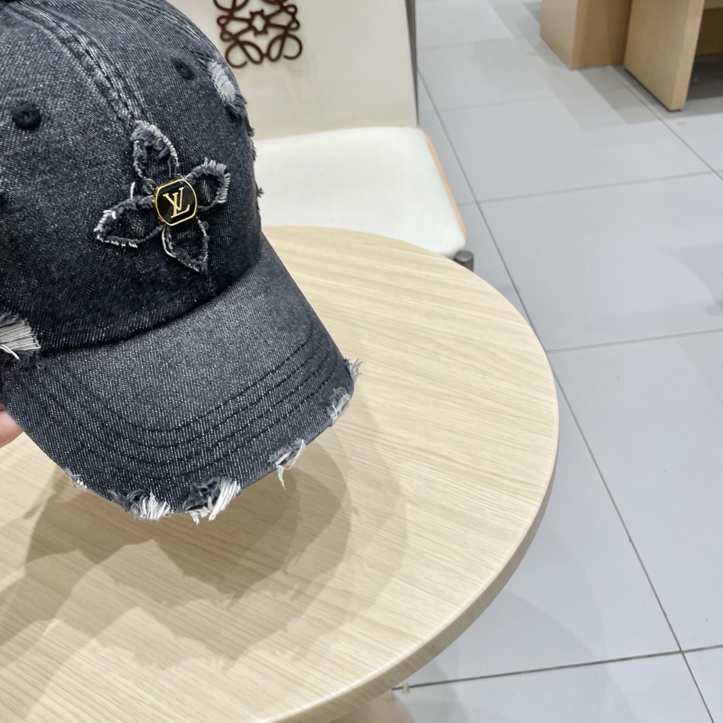 🧢路易威登lv棒球帽 LouisVuitton😍新款重工打造♥️高端大气，百搭款🤗男女通用！