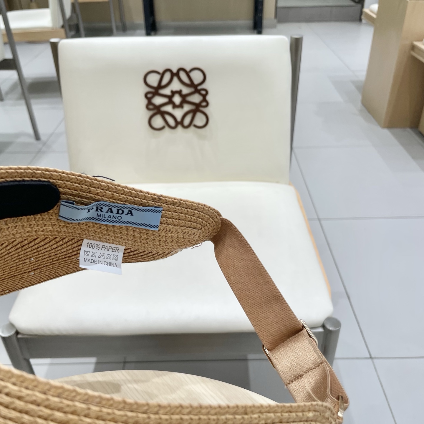  PRADA空顶帽，网红爆款发箍帽，版型超正，重工定制，每一颗珍珠都是纯手工定制，精品