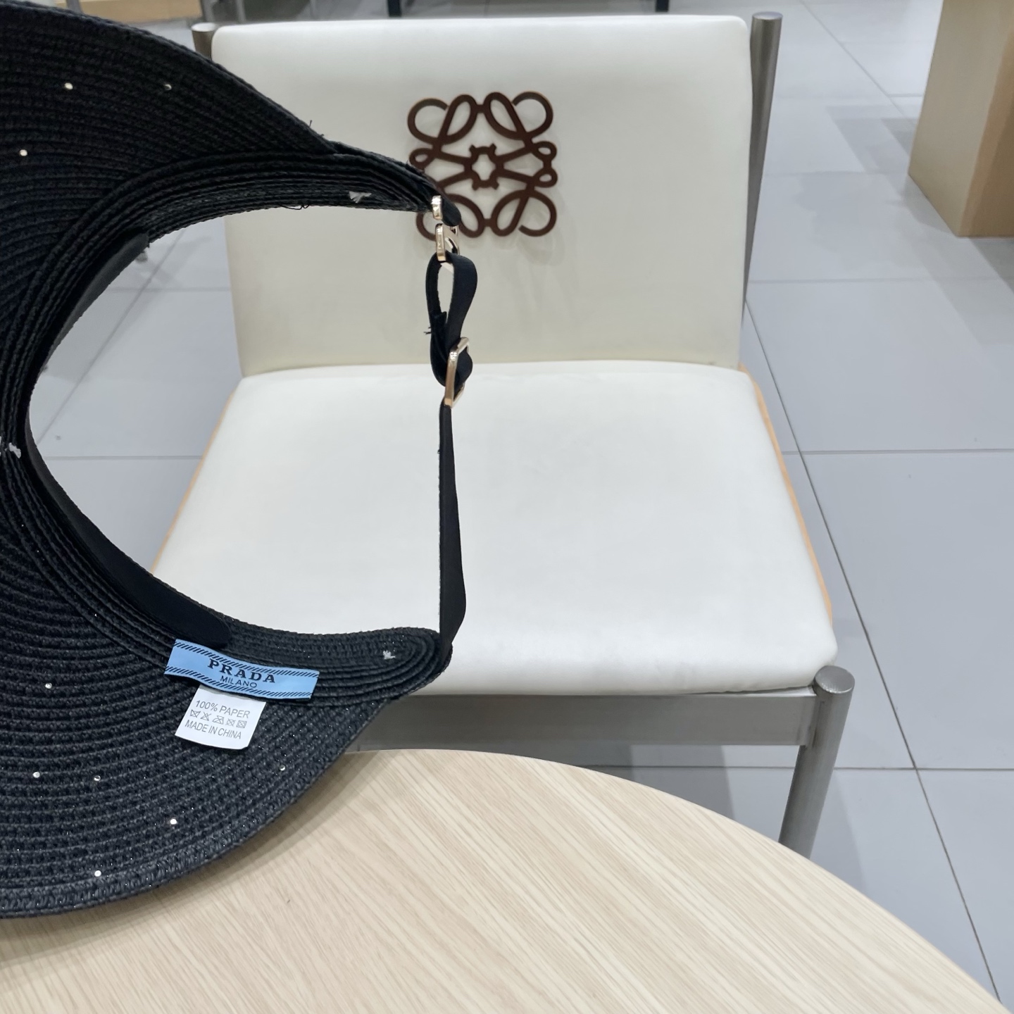  PRADA空顶帽，网红爆款发箍帽，版型超正，重工定制，每一颗珍珠都是纯手工定制，精品