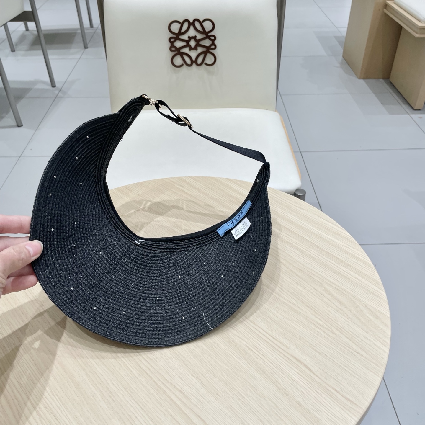  PRADA空顶帽，网红爆款发箍帽，版型超正，重工定制，每一颗珍珠都是纯手工定制，精品