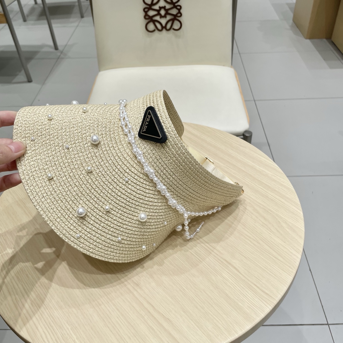  PRADA空顶帽，网红爆款发箍帽，版型超正，重工定制，每一颗珍珠都是纯手工定制，精品