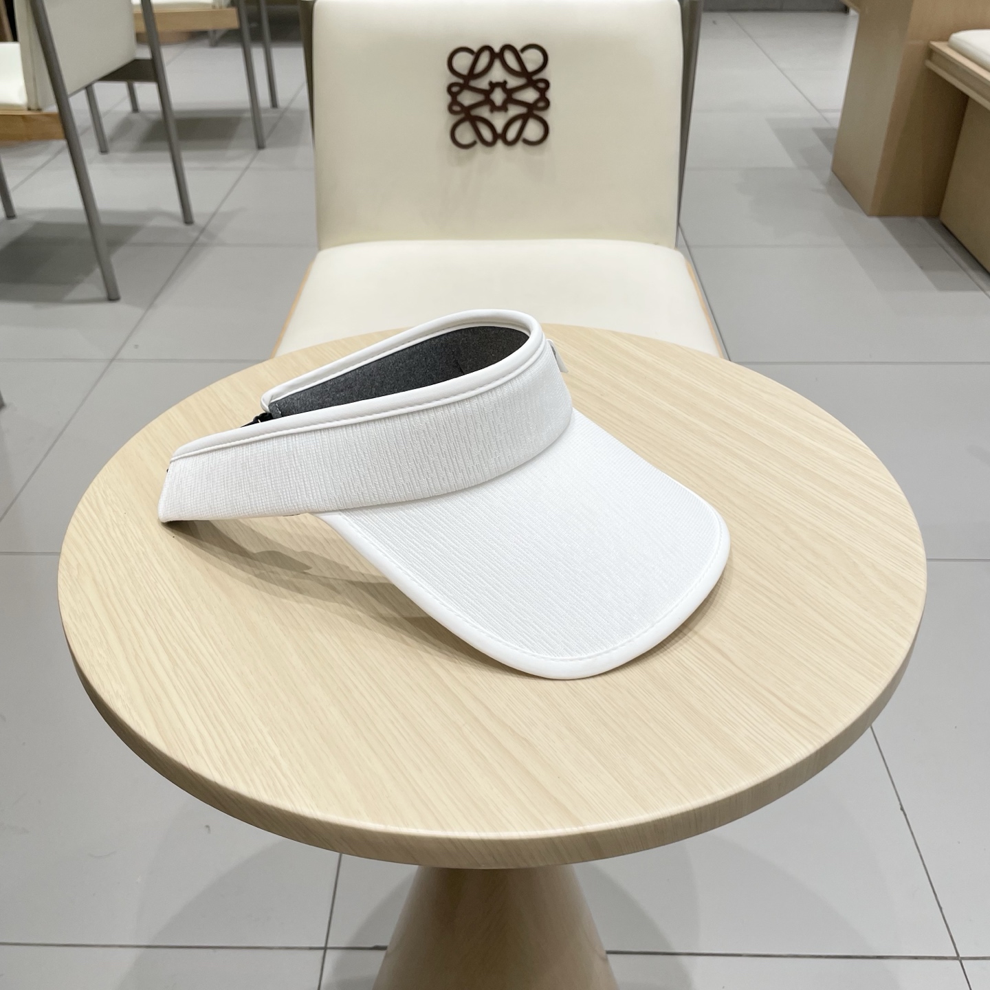 BALENCIAGA巴黎世家户外空顶防晒帽子女款2025新款夏季防紫外线户外跑步遮阳帽