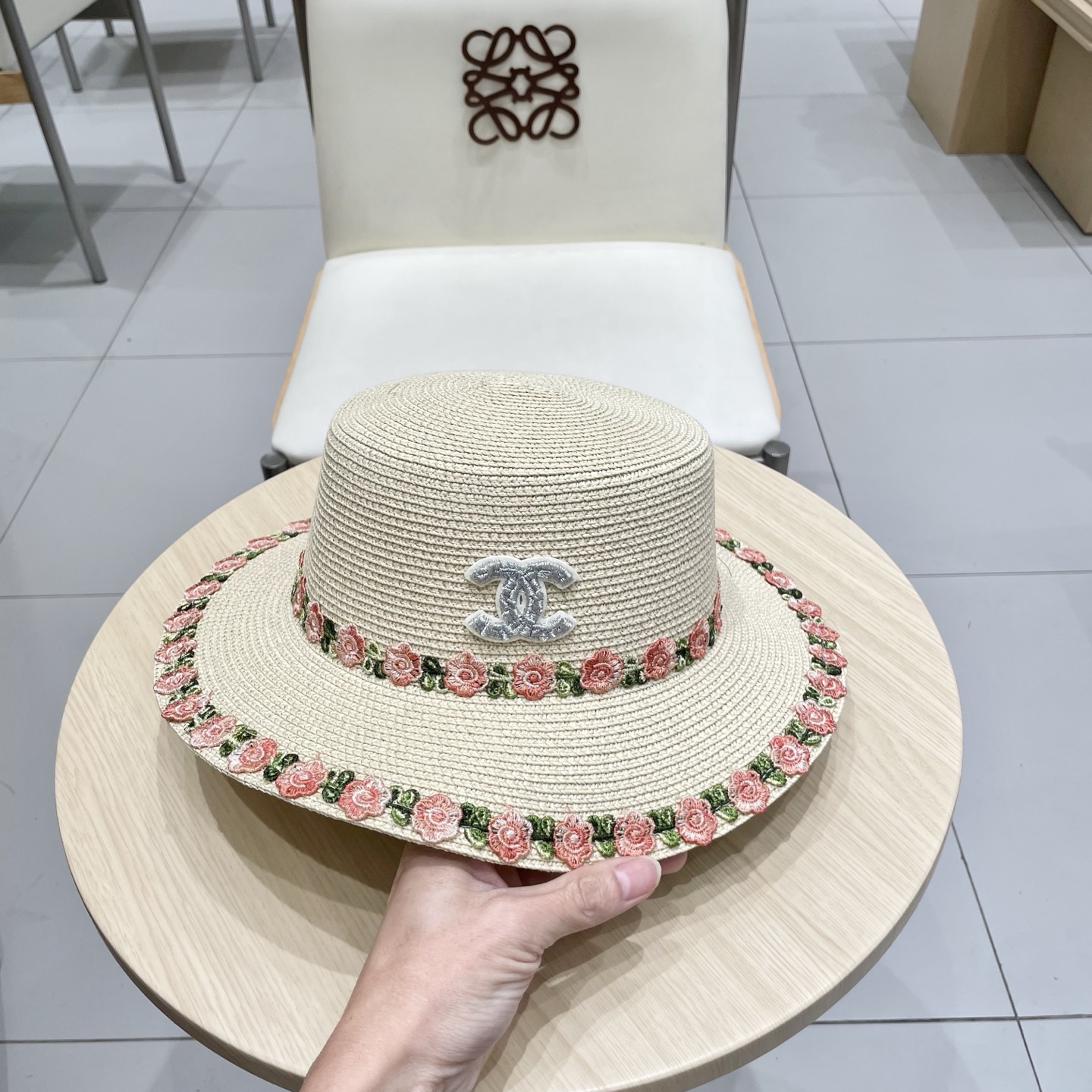  Chanel香奈儿田园风小清新花朵编织草帽平顶太阳帽2025大檐遮阳海边度假防晒帽