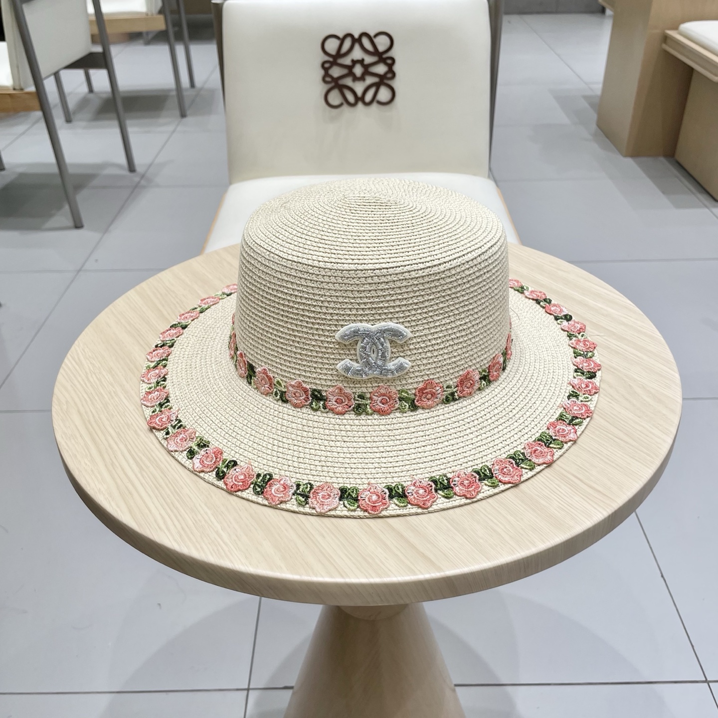  Chanel香奈儿田园风小清新花朵编织草帽平顶太阳帽2025大檐遮阳海边度假防晒帽