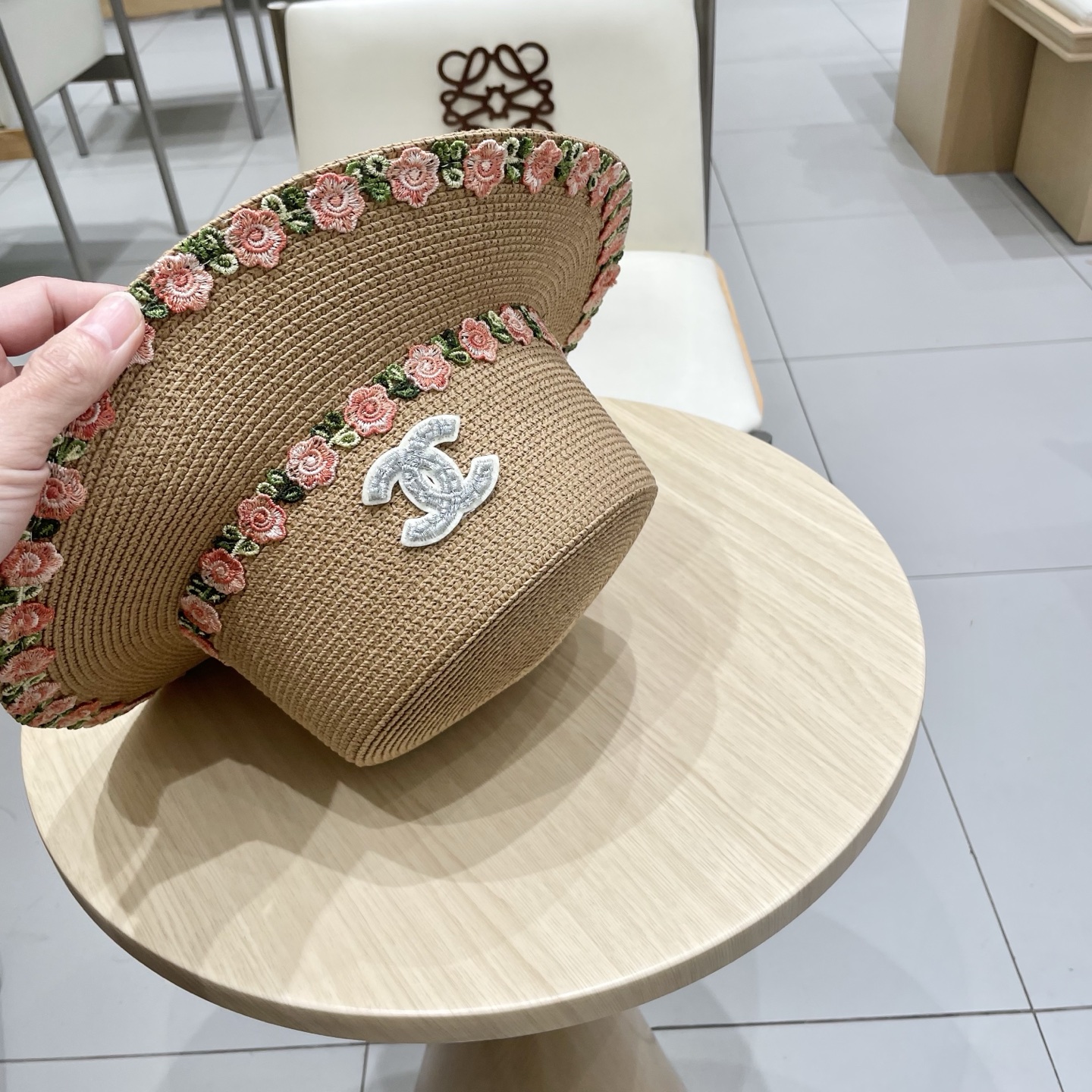  Chanel香奈儿田园风小清新花朵编织草帽平顶太阳帽2025大檐遮阳海边度假防晒帽