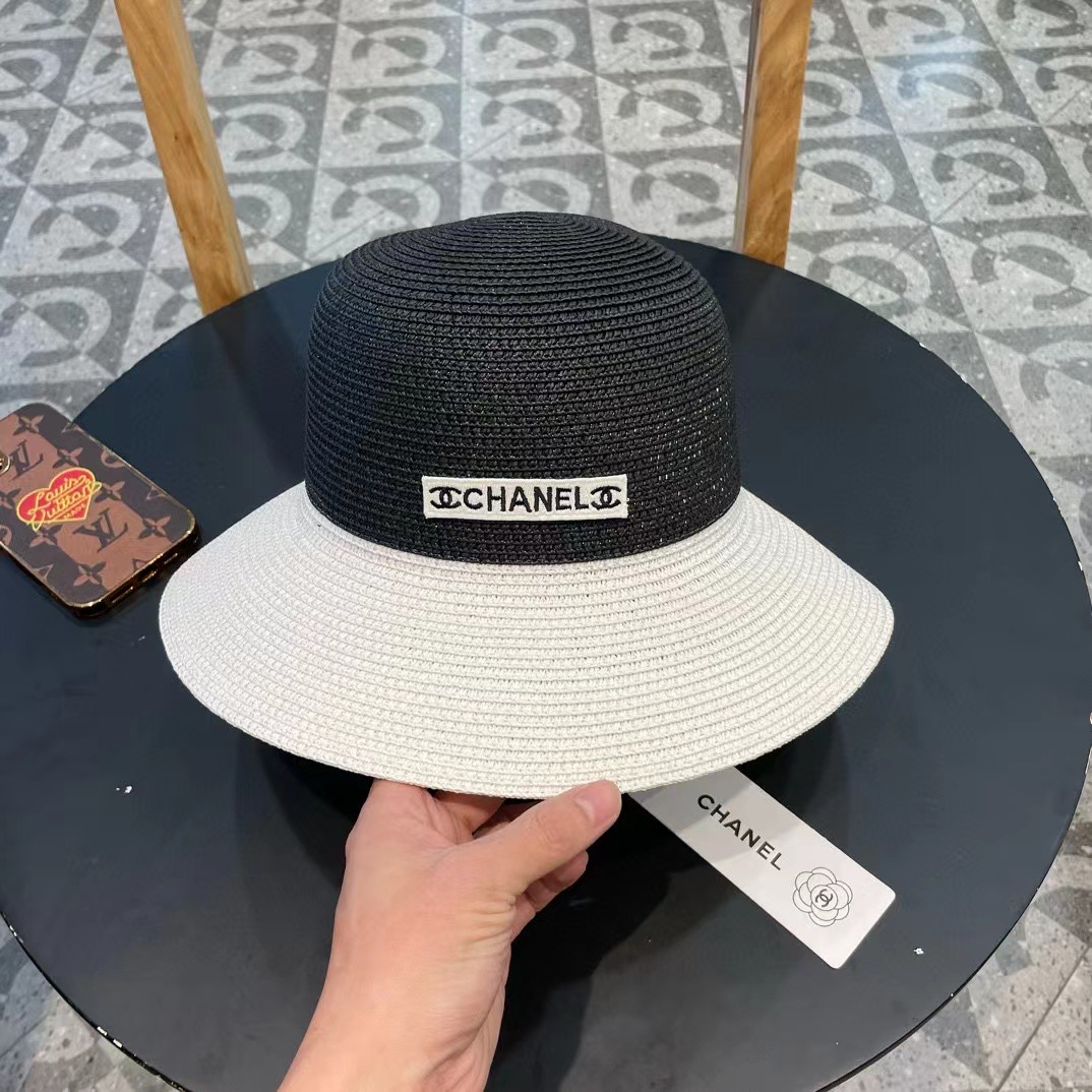 【Chanel香奈儿】2025新款编织草帽，度假休闲必备，优雅大方的一款