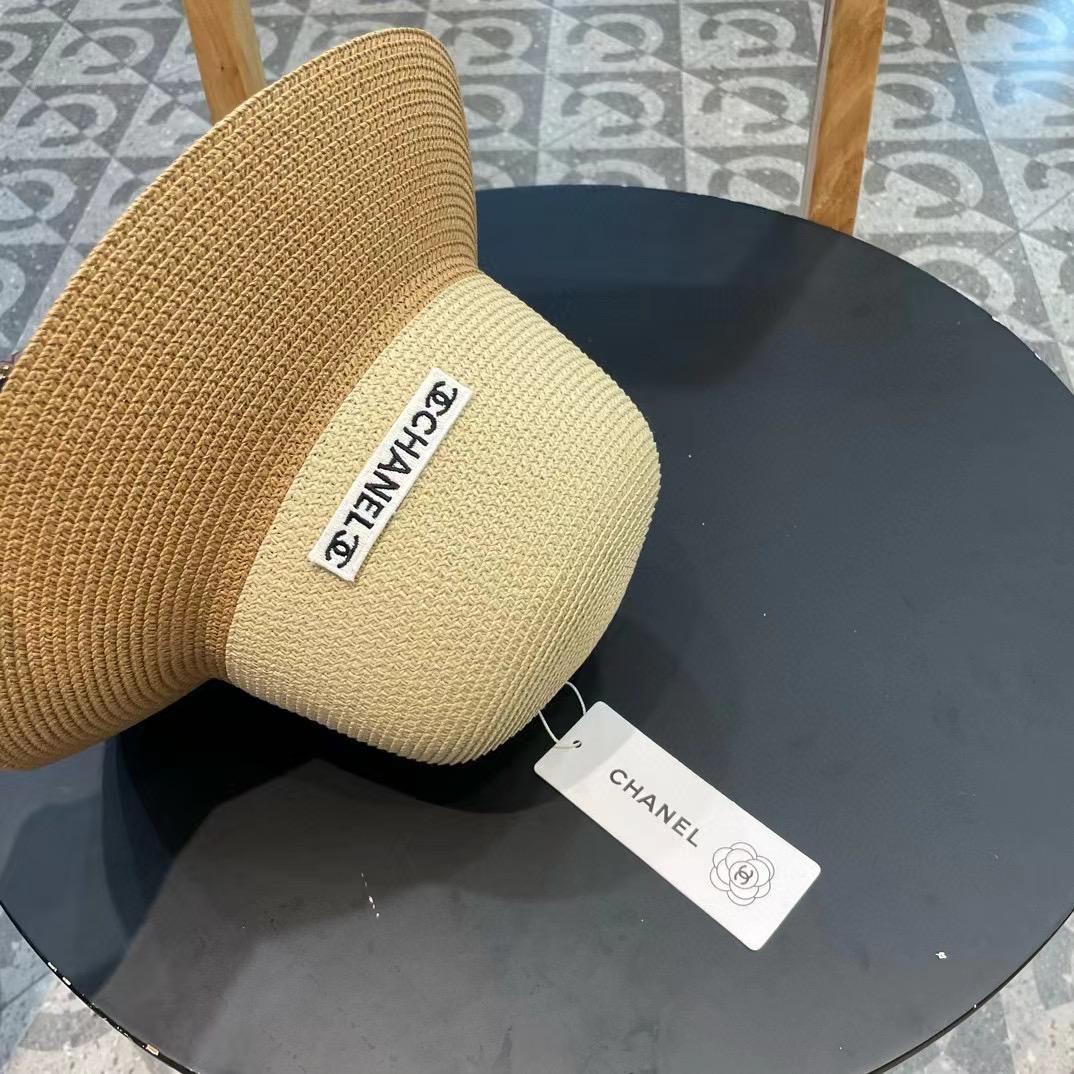 【Chanel香奈儿】2025新款编织草帽，度假休闲必备，优雅大方的一款