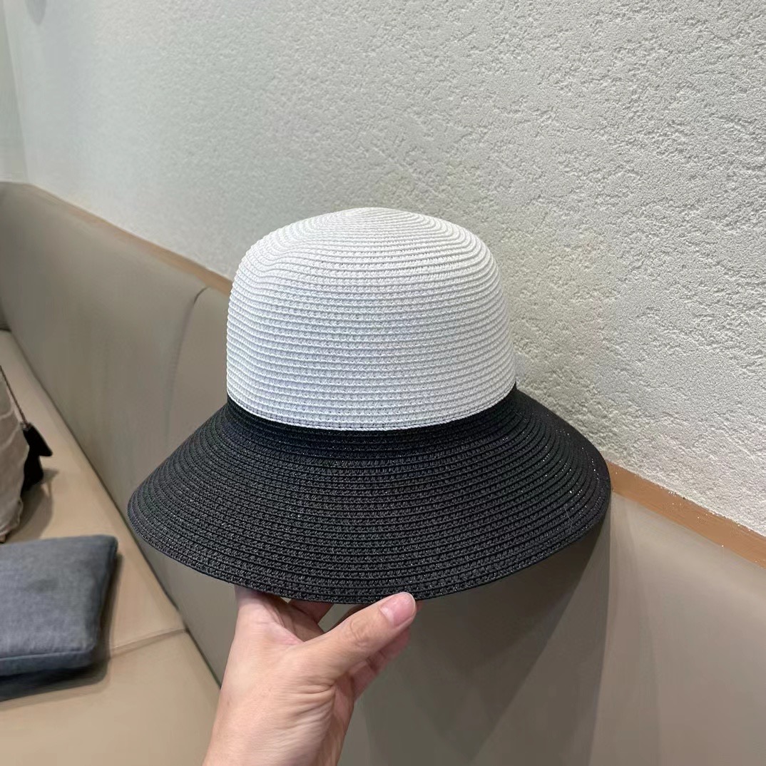 【Chanel香奈儿】2025新款编织草帽，度假休闲必备，优雅大方的一款
