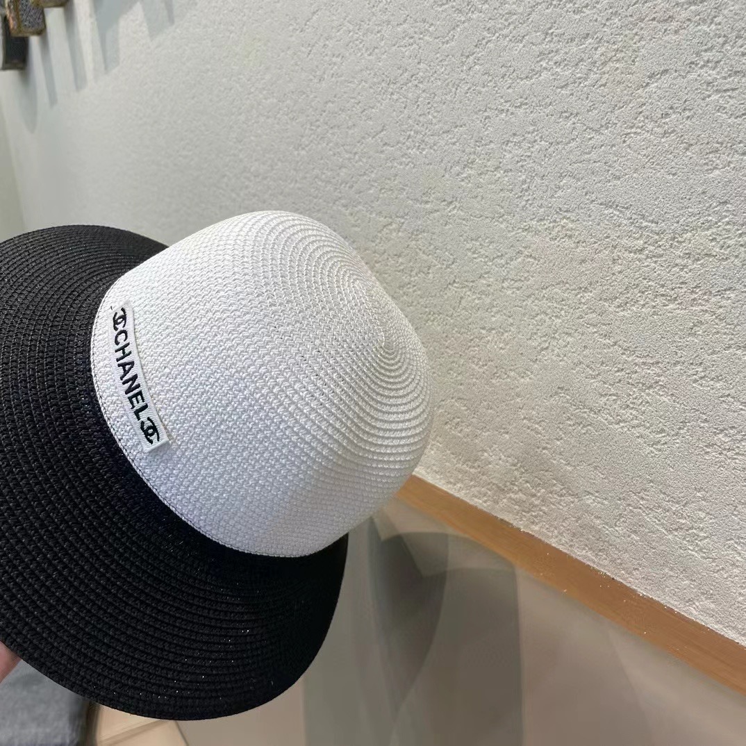 【Chanel香奈儿】2025新款编织草帽，度假休闲必备，优雅大方的一款