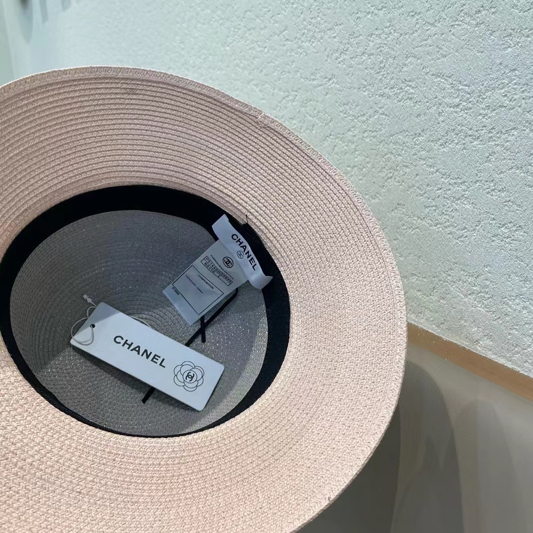 【Chanel香奈儿】2025新款编织草帽，度假休闲必备，优雅大方的一款