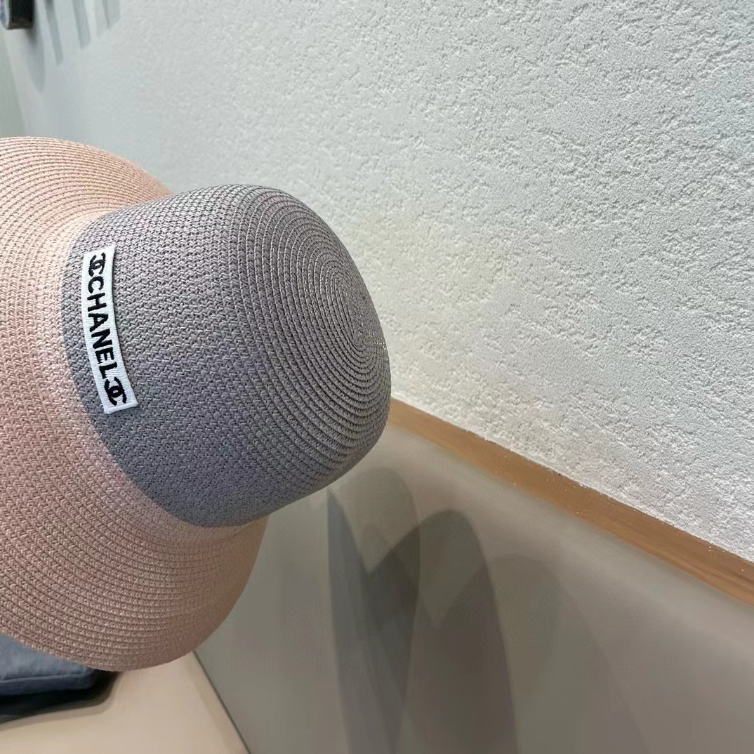【Chanel香奈儿】2025新款编织草帽，度假休闲必备，优雅大方的一款