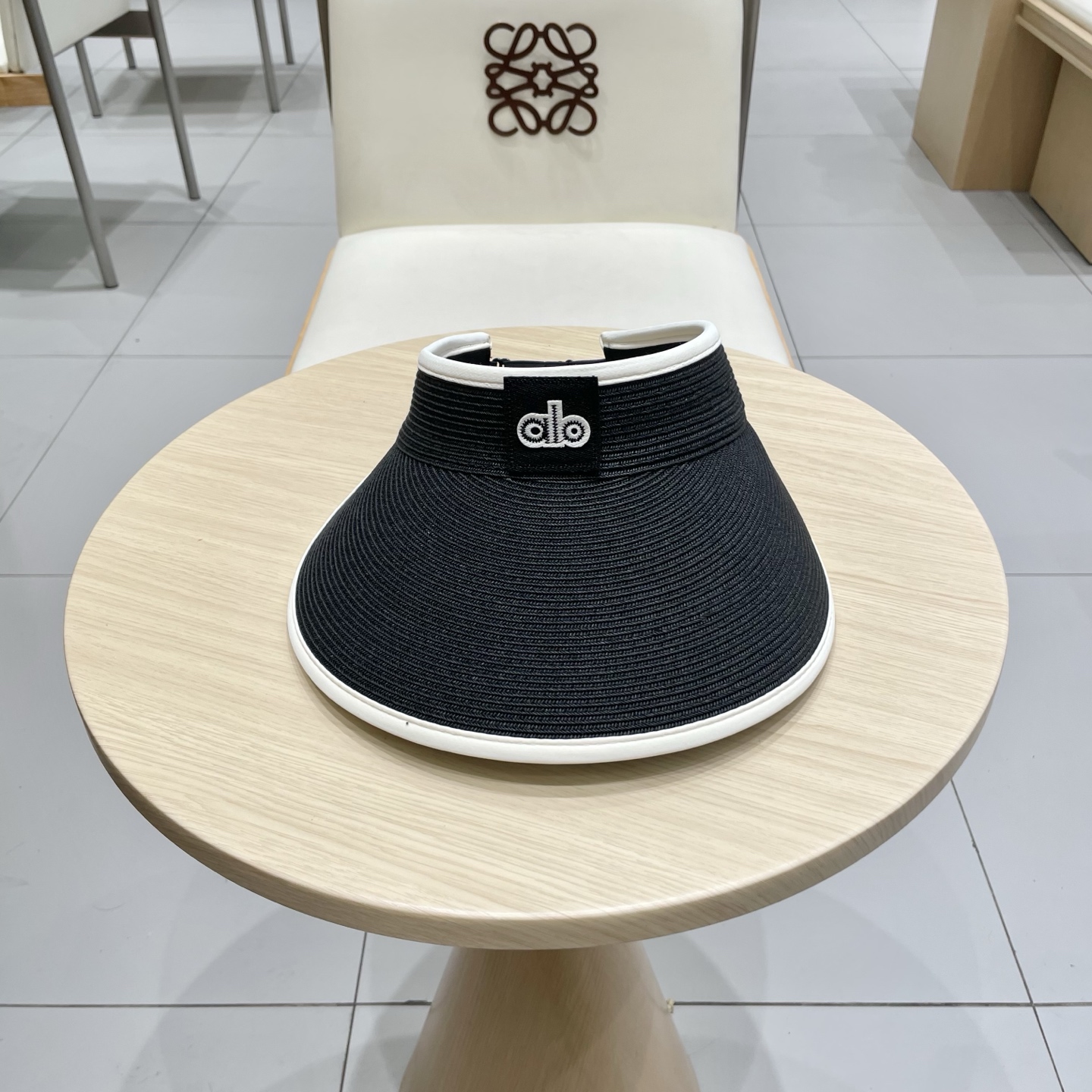  alo～新款空顶帽，小仙女🧚空顶帽
洋气十足出门妥妥哒！
夏日必备单品！