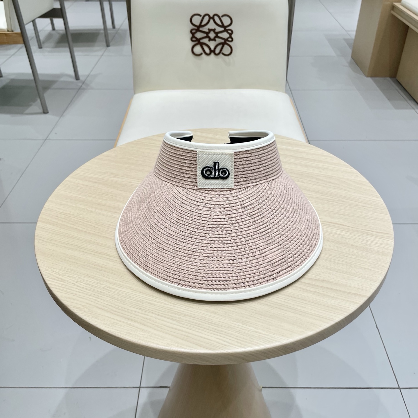  alo～新款空顶帽，小仙女🧚空顶帽
洋气十足出门妥妥哒！
夏日必备单品！