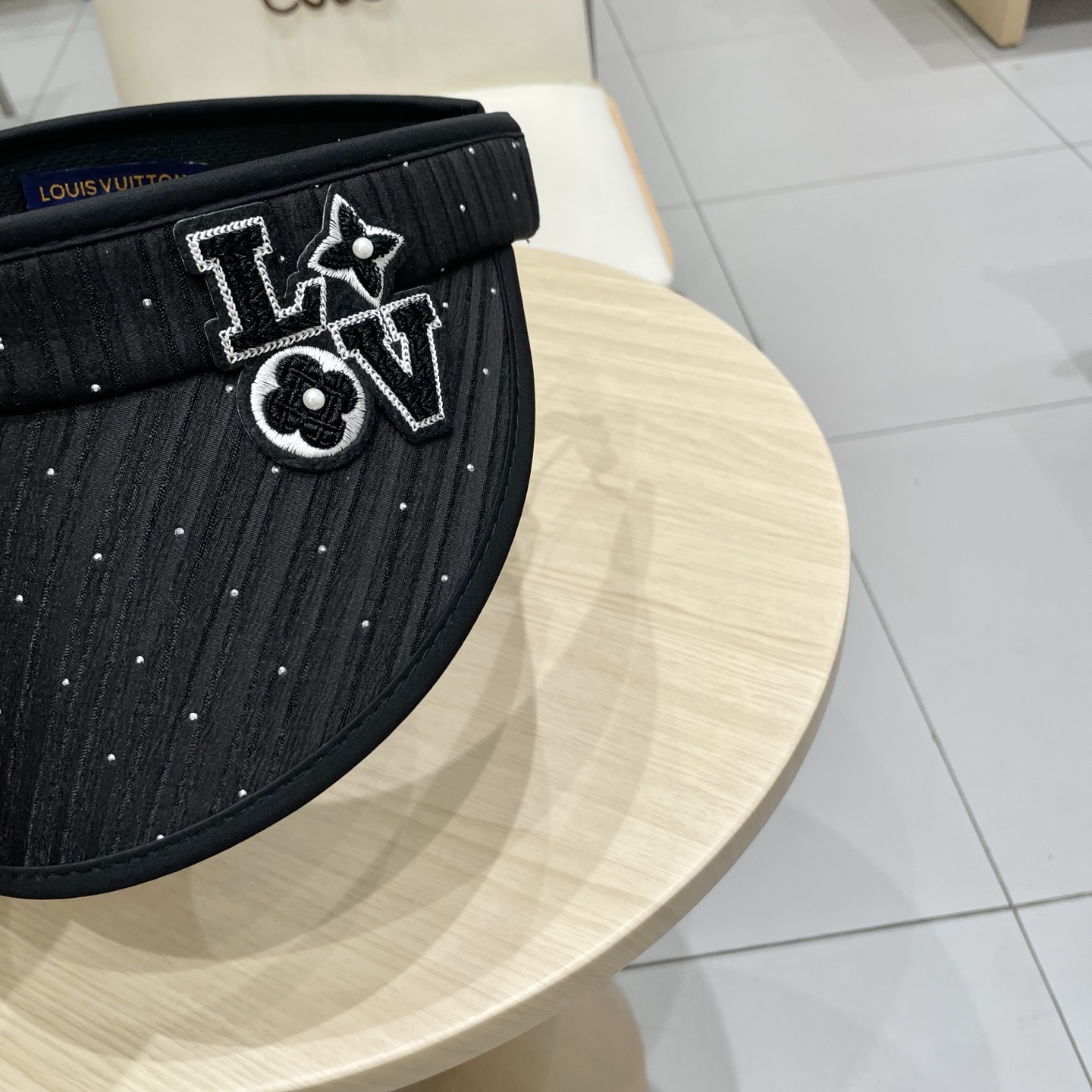   【LV路易威登】2025夏季新款男女款遮阳帽空顶帽，大牌出货，超方便！好搭！出街必备