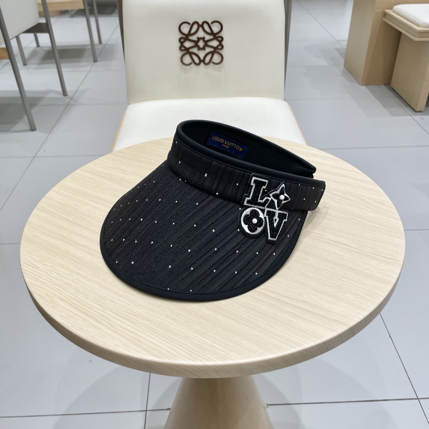   【LV路易威登】2025夏季新款男女款遮阳帽空顶帽，大牌出货，超方便！好搭！出街必备