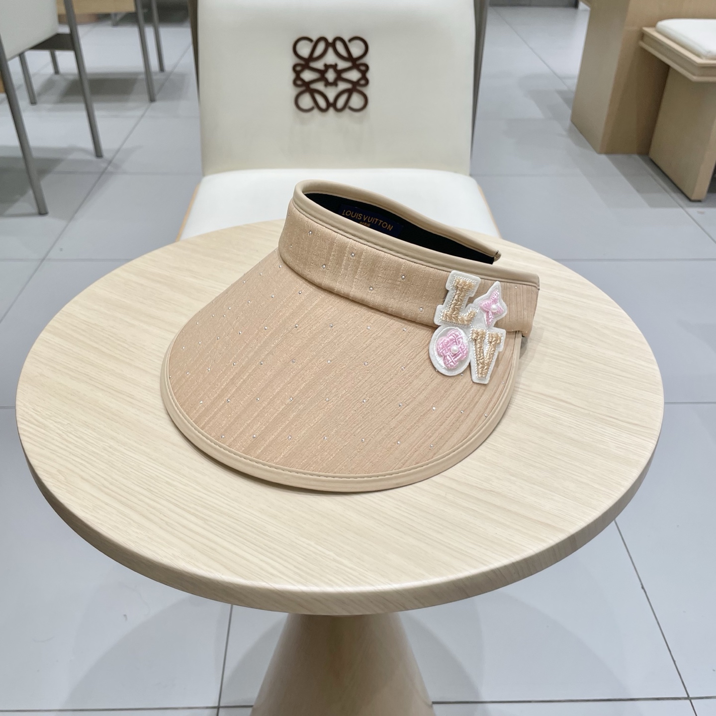   【LV路易威登】2025夏季新款男女款遮阳帽空顶帽，大牌出货，超方便！好搭！出街必备