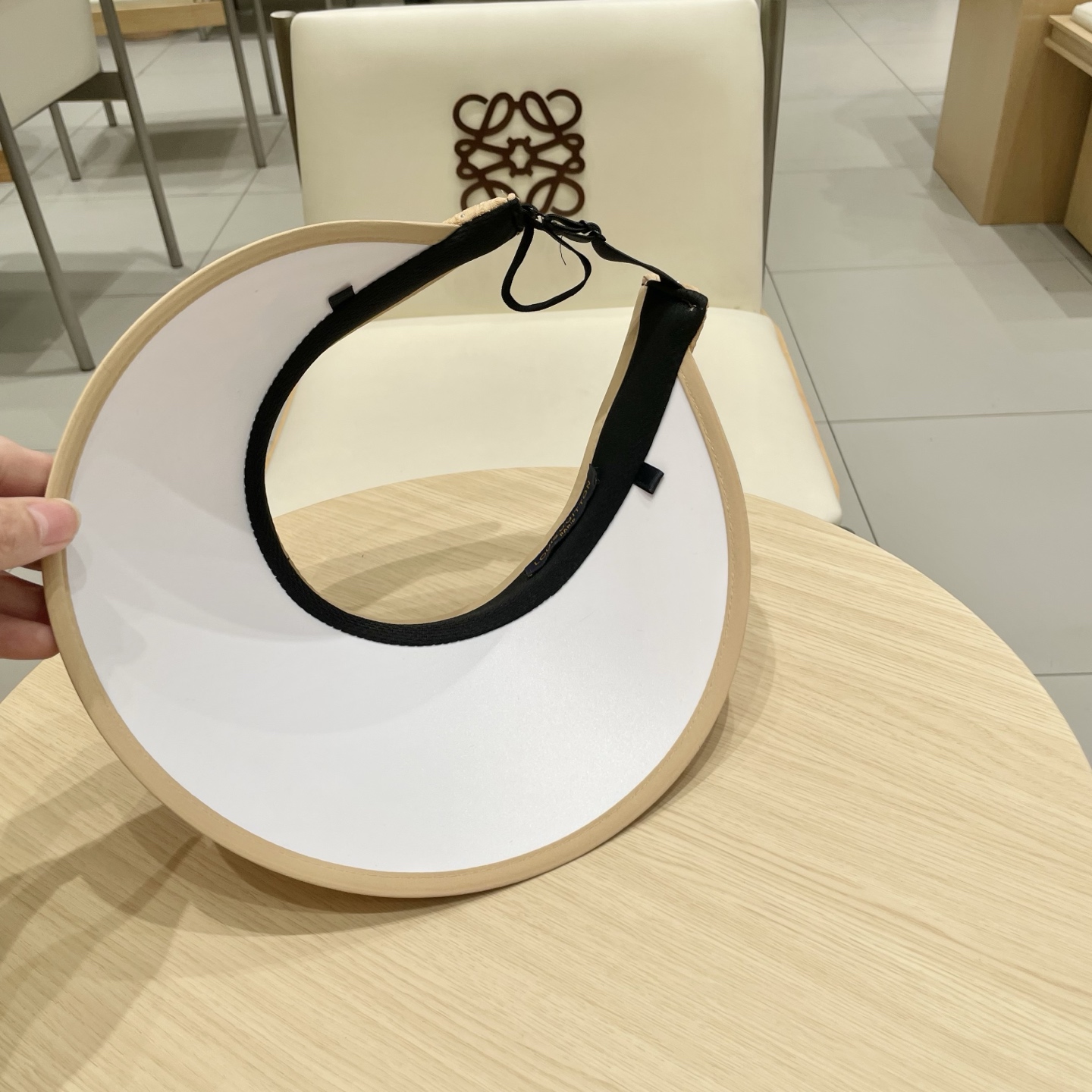   【LV路易威登】2025夏季新款男女款遮阳帽空顶帽，大牌出货，超方便！好搭！出街必备