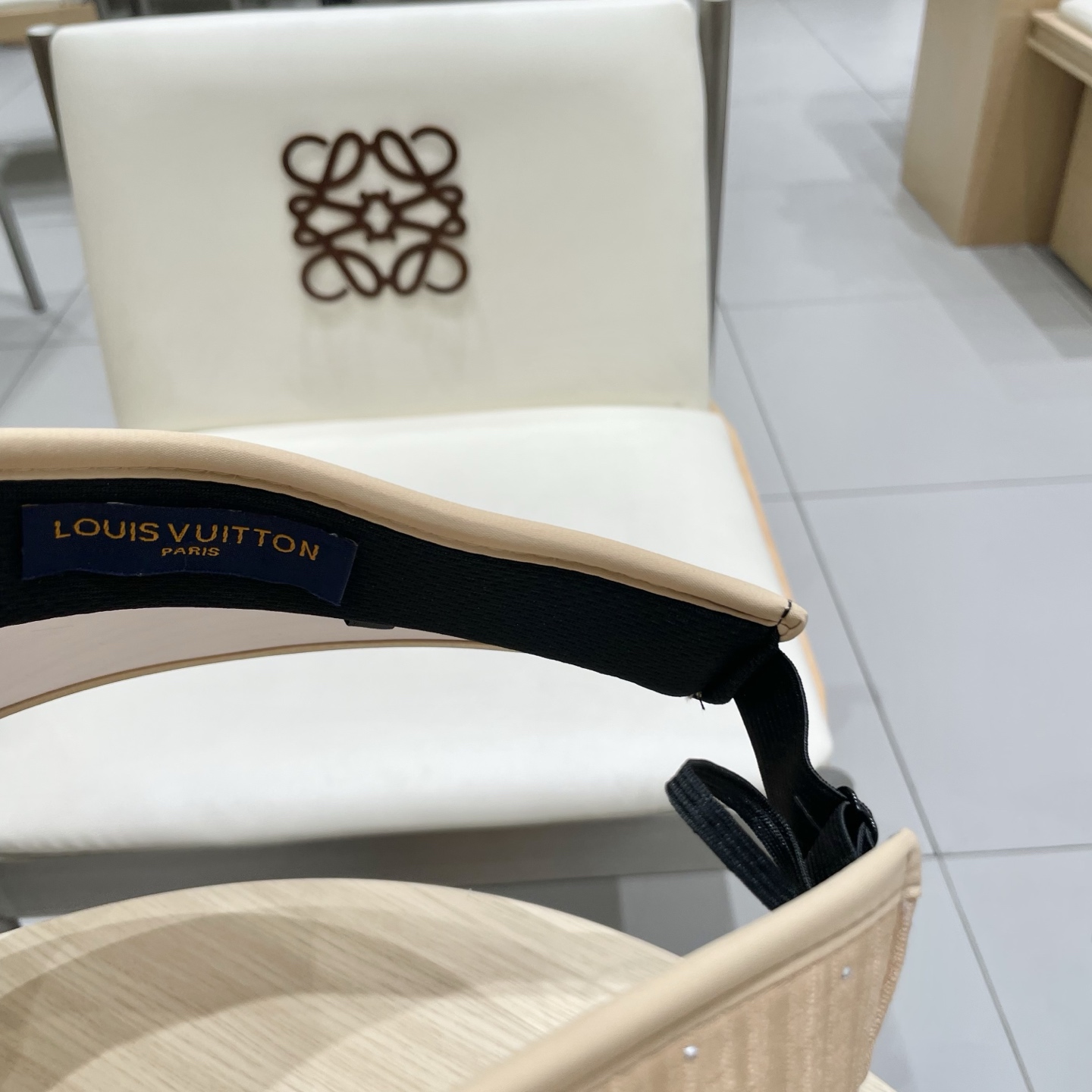   【LV路易威登】2025夏季新款男女款遮阳帽空顶帽，大牌出货，超方便！好搭！出街必备