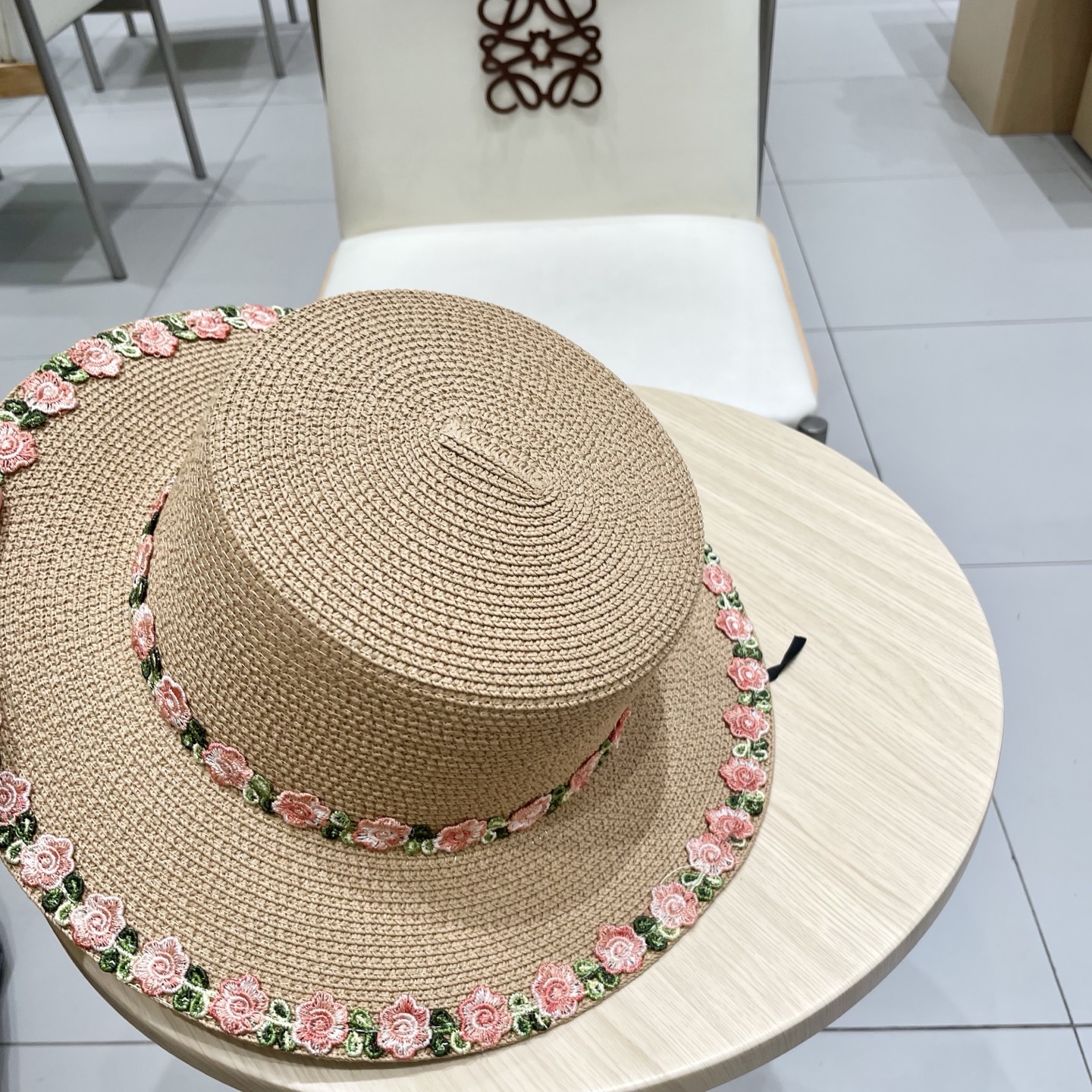 🧢路易威登LouisVuitton田园风小清新花朵编织草帽平顶太阳帽2025大檐遮阳海边度假防晒帽