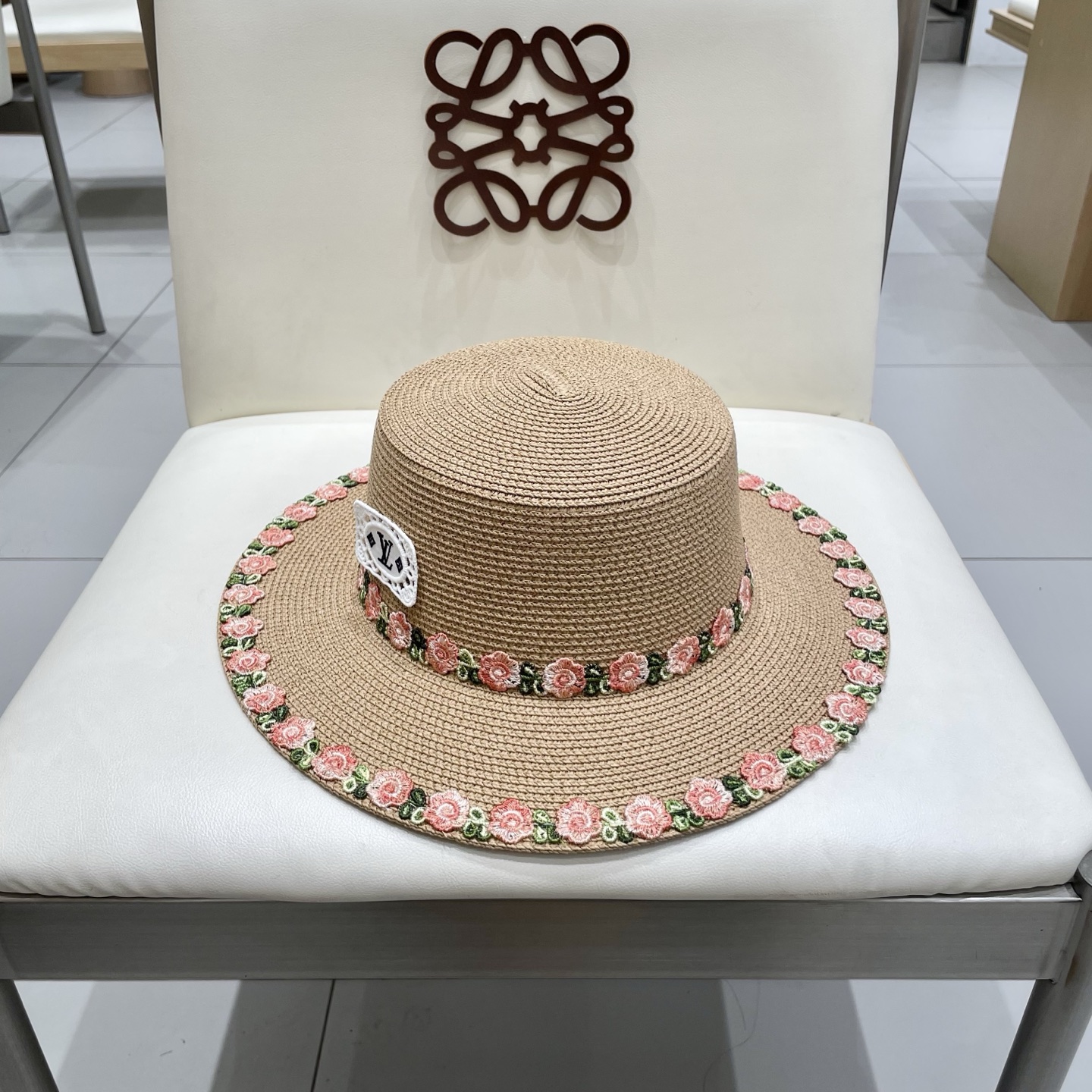 🧢路易威登LouisVuitton田园风小清新花朵编织草帽平顶太阳帽2025大檐遮阳海边度假防晒帽