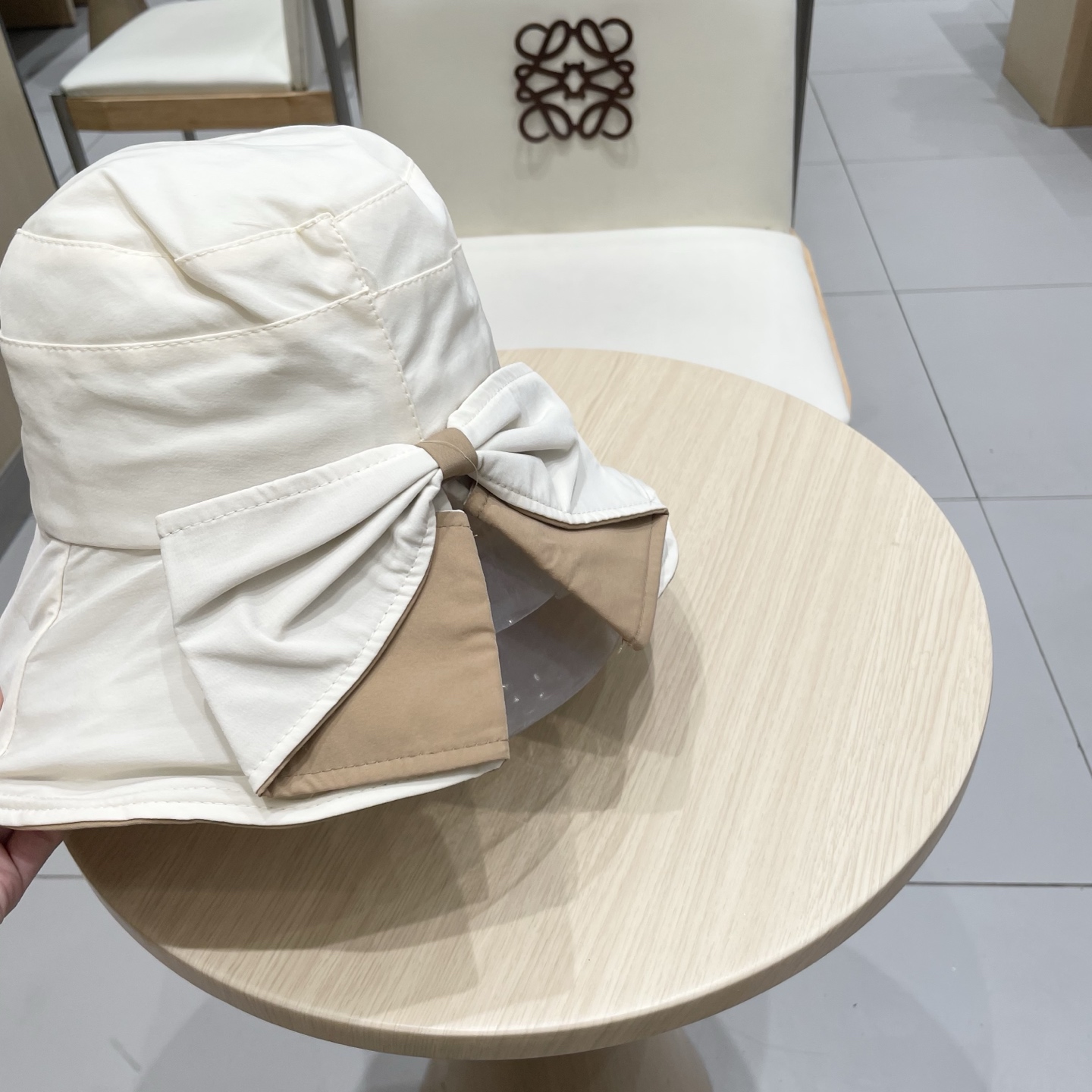  celine塞琳2025新款春户外遮阳帽防晒女百搭潮流夏季渔夫帽赫本风帽子蝴蝶结