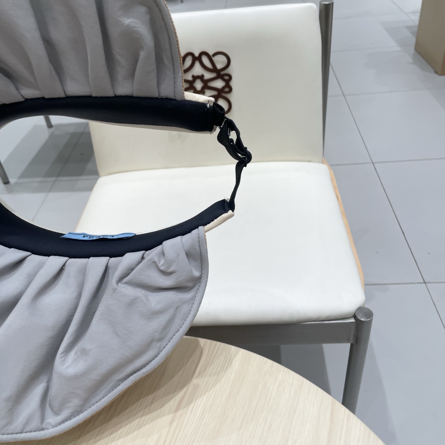  PRADA普拉达大帽檐贝壳帽夏季双层防晒帽空顶帽可折叠遮阳帽出游草帽女