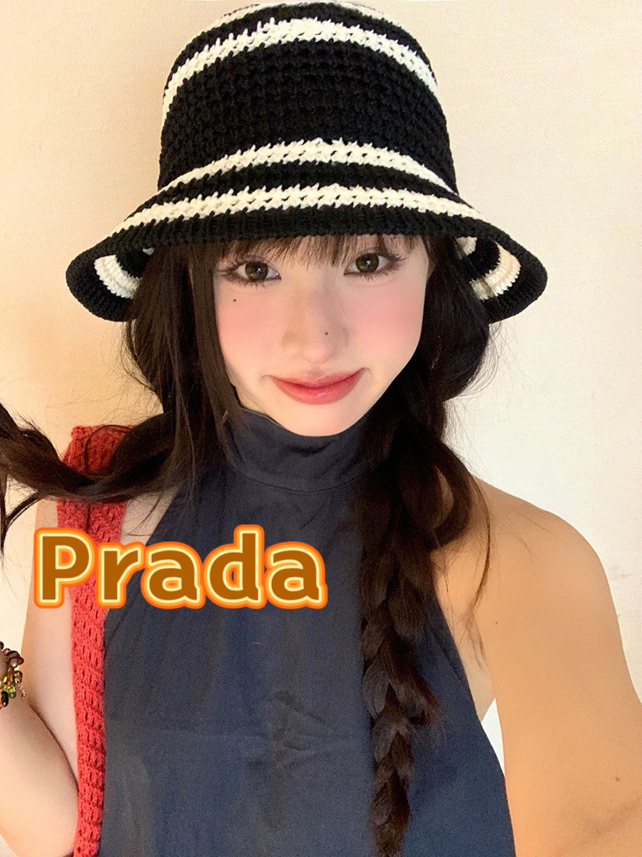  Prada普拉达 休闲时尚防晒盆帽夏季大头围显脸小镂空编织条纹渔夫帽女