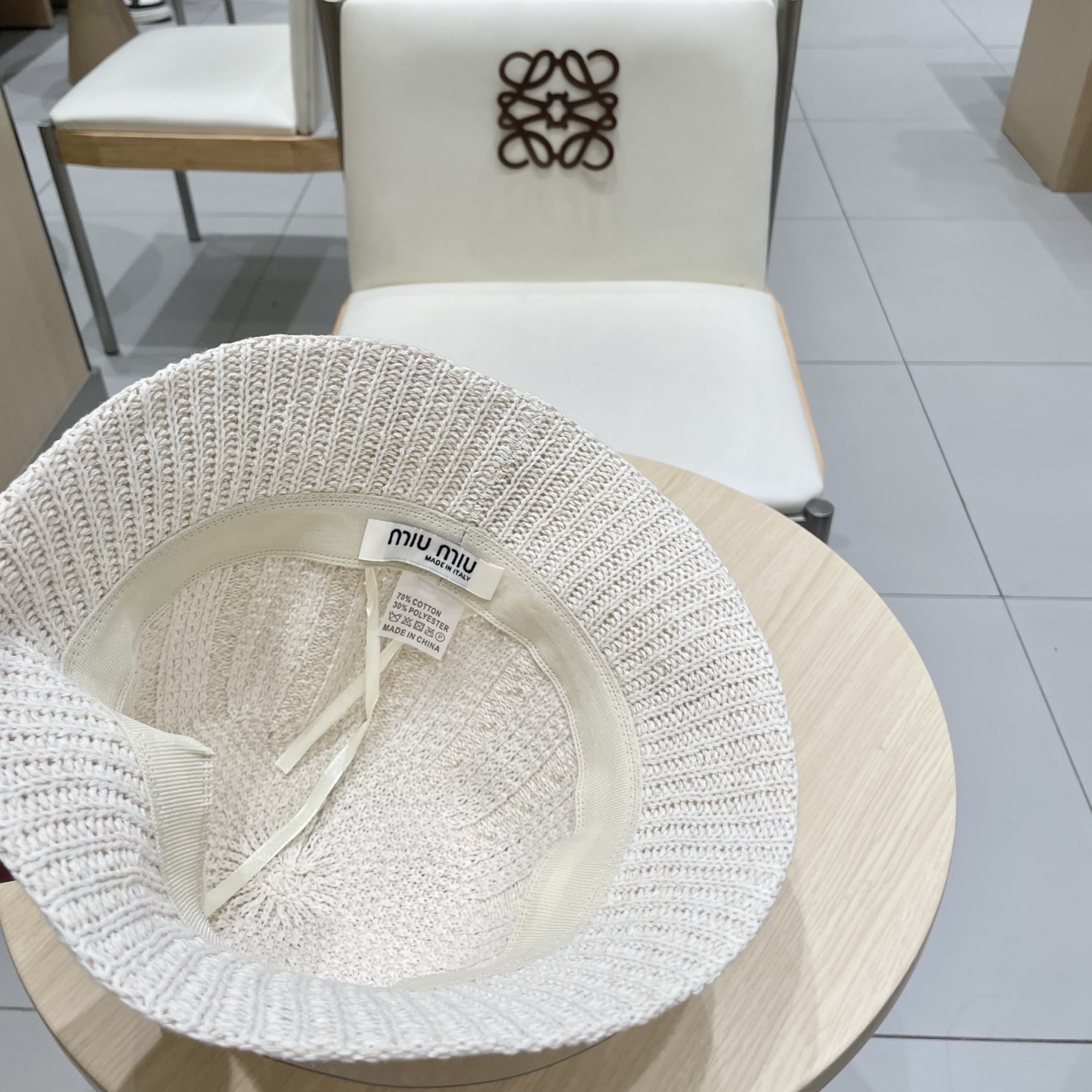  缪缪miumiu春夏新款大头围镂空米色麻花渔夫帽子女简约时尚百搭遮阳防晒盆帽