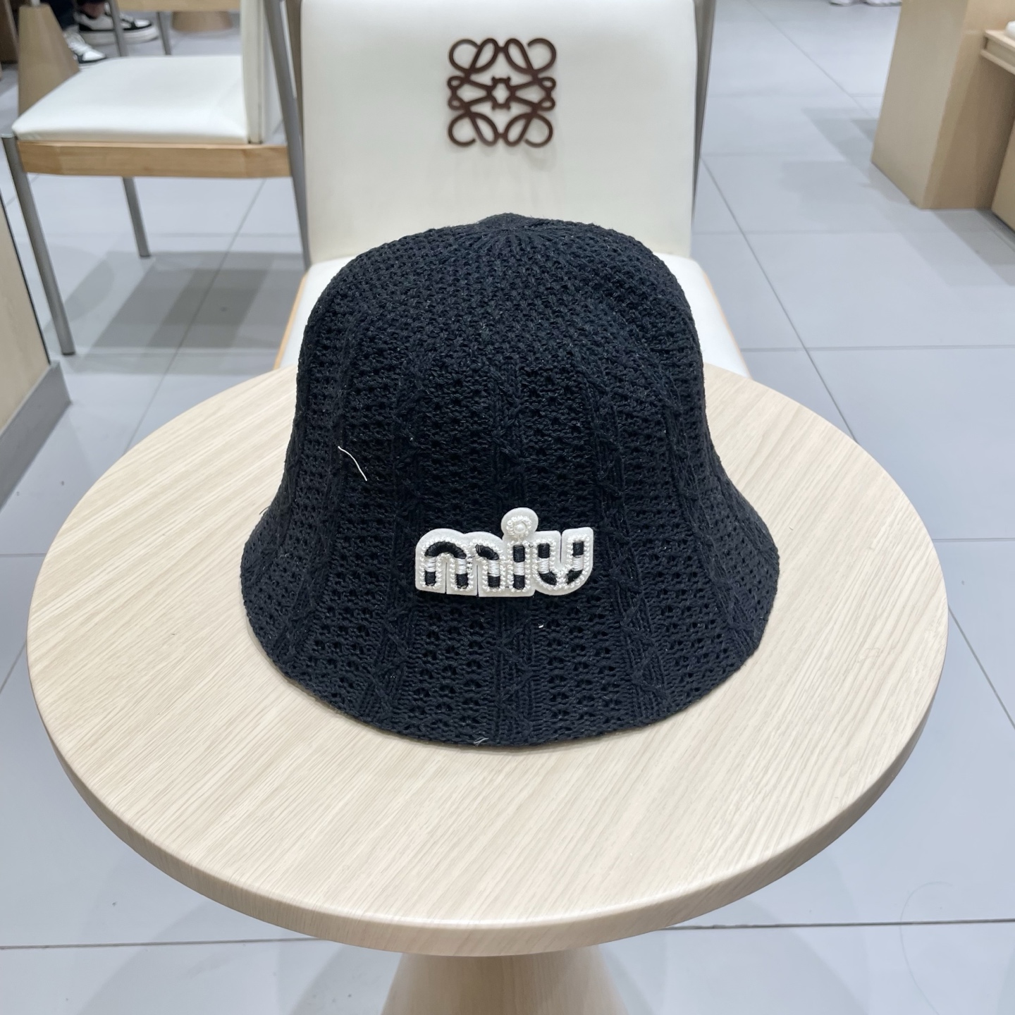  缪缪miumiu春夏新款大头围镂空米色麻花渔夫帽子女简约时尚百搭遮阳防晒盆帽