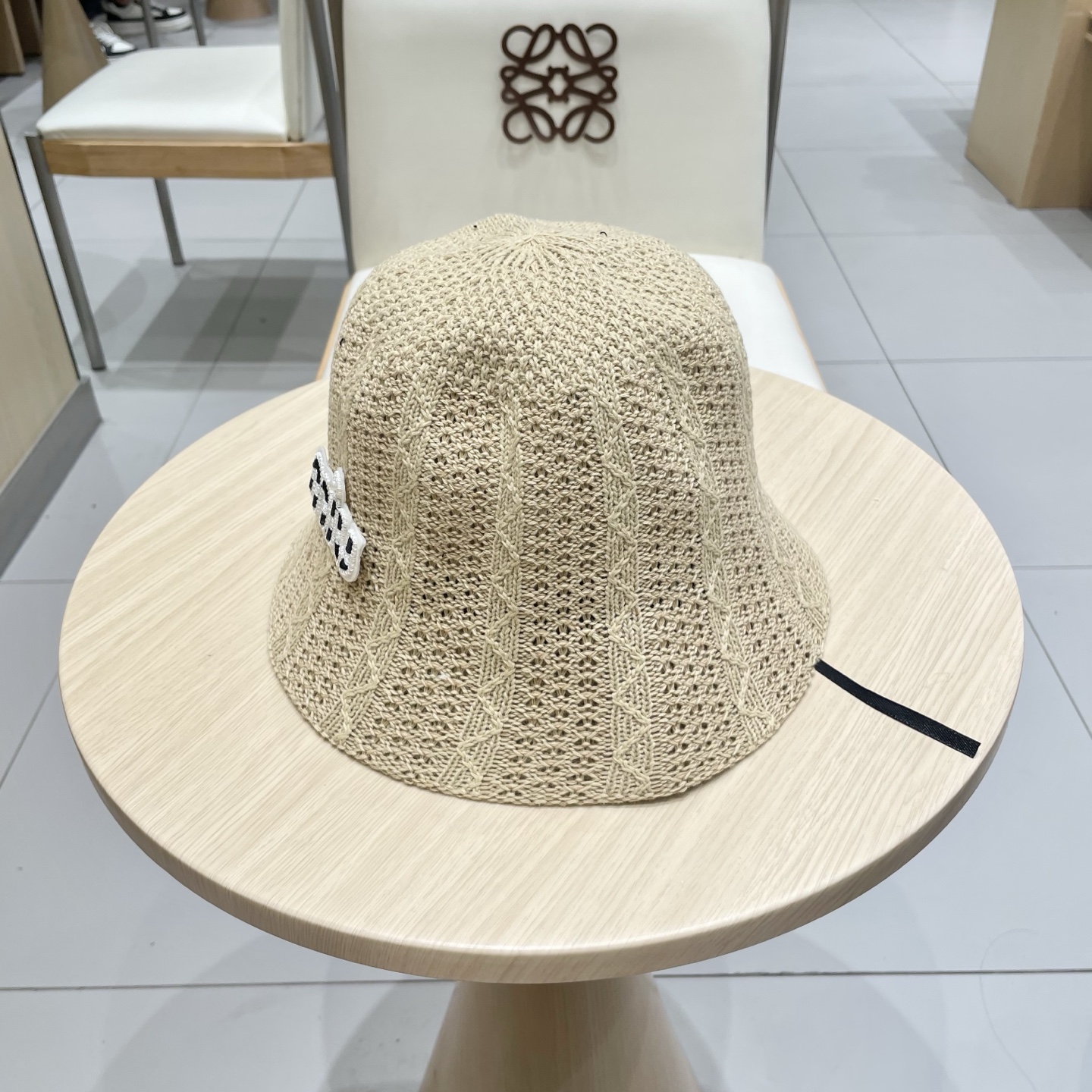  缪缪miumiu春夏新款大头围镂空米色麻花渔夫帽子女简约时尚百搭遮阳防晒盆帽