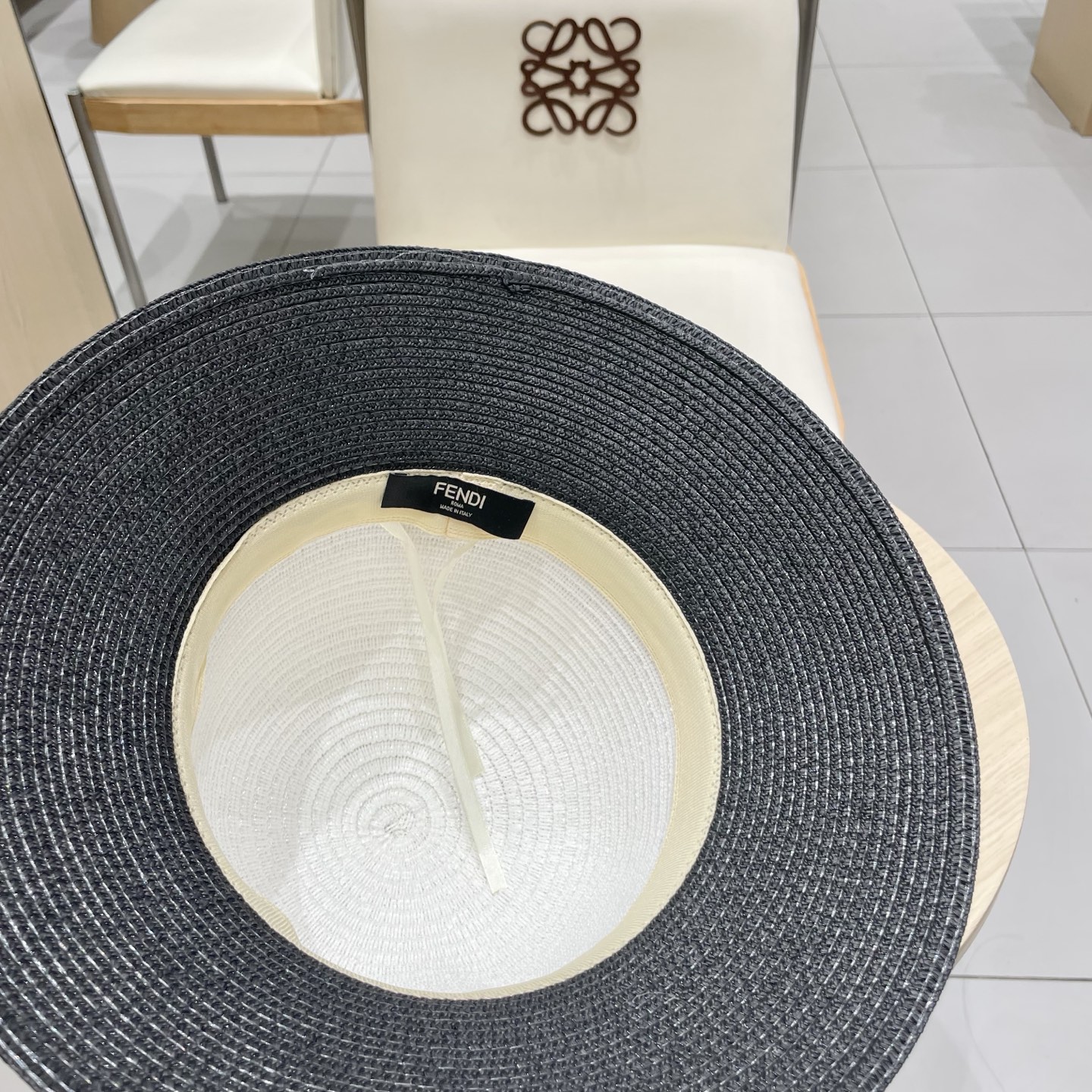  芬迪新款拼色草帽，名媛必备，头围57cm