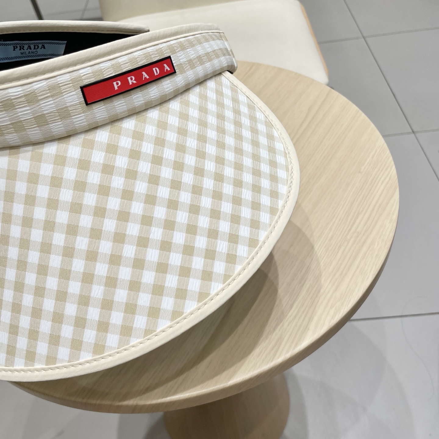  Prada普拉达新款空顶发箍遮阳帽，可调节，头围57cm