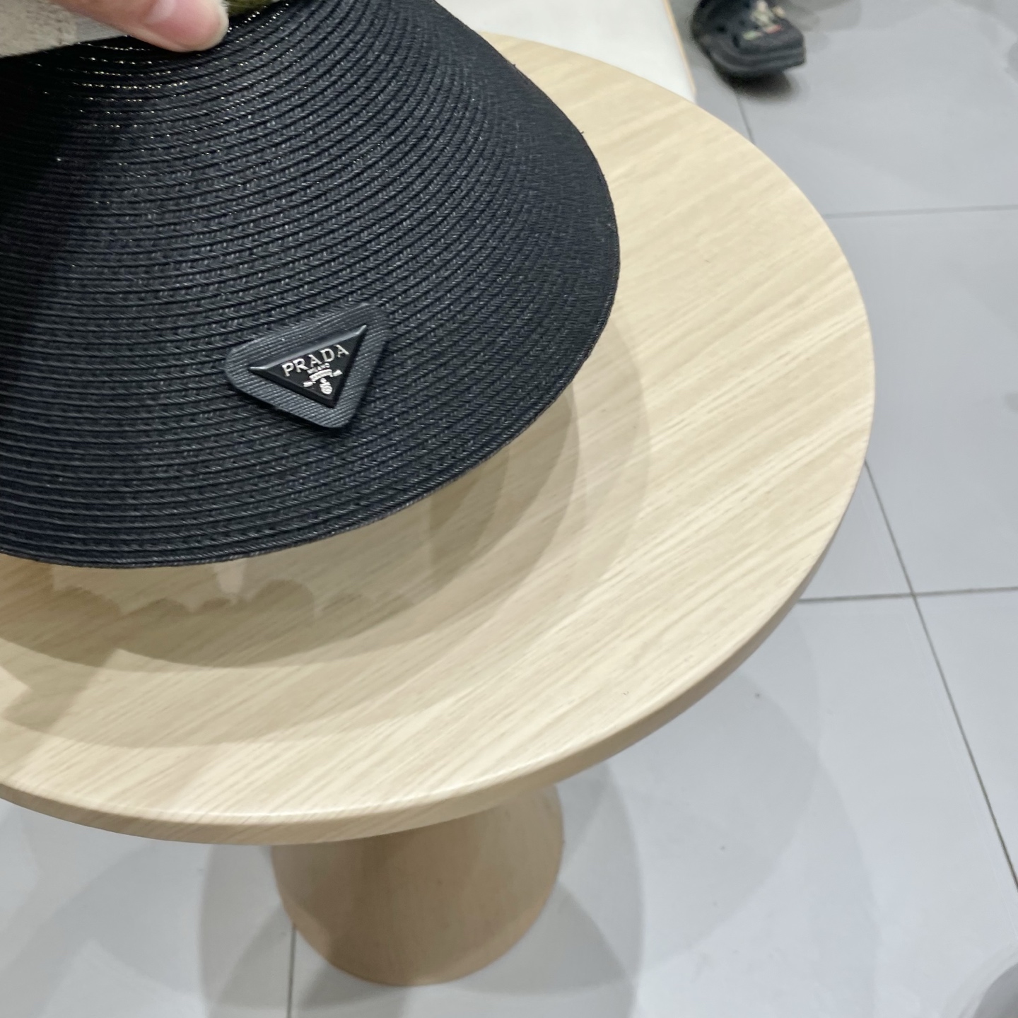  Prada普拉达女士款春夏遮阳纸草空顶帽大帽檐遮阳防晒可折叠扎马尾百搭显脸小