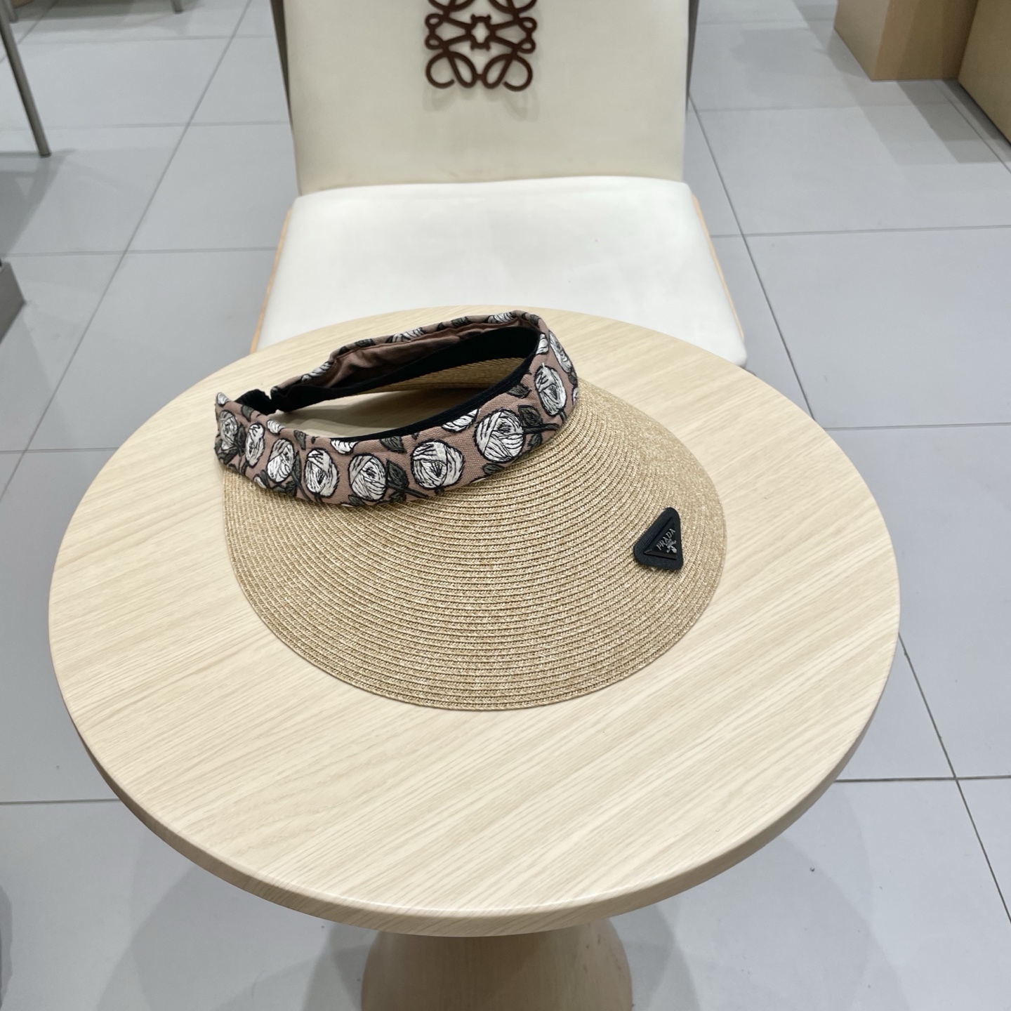  Prada普拉达女士款春夏遮阳纸草空顶帽大帽檐遮阳防晒可折叠扎马尾百搭显脸小