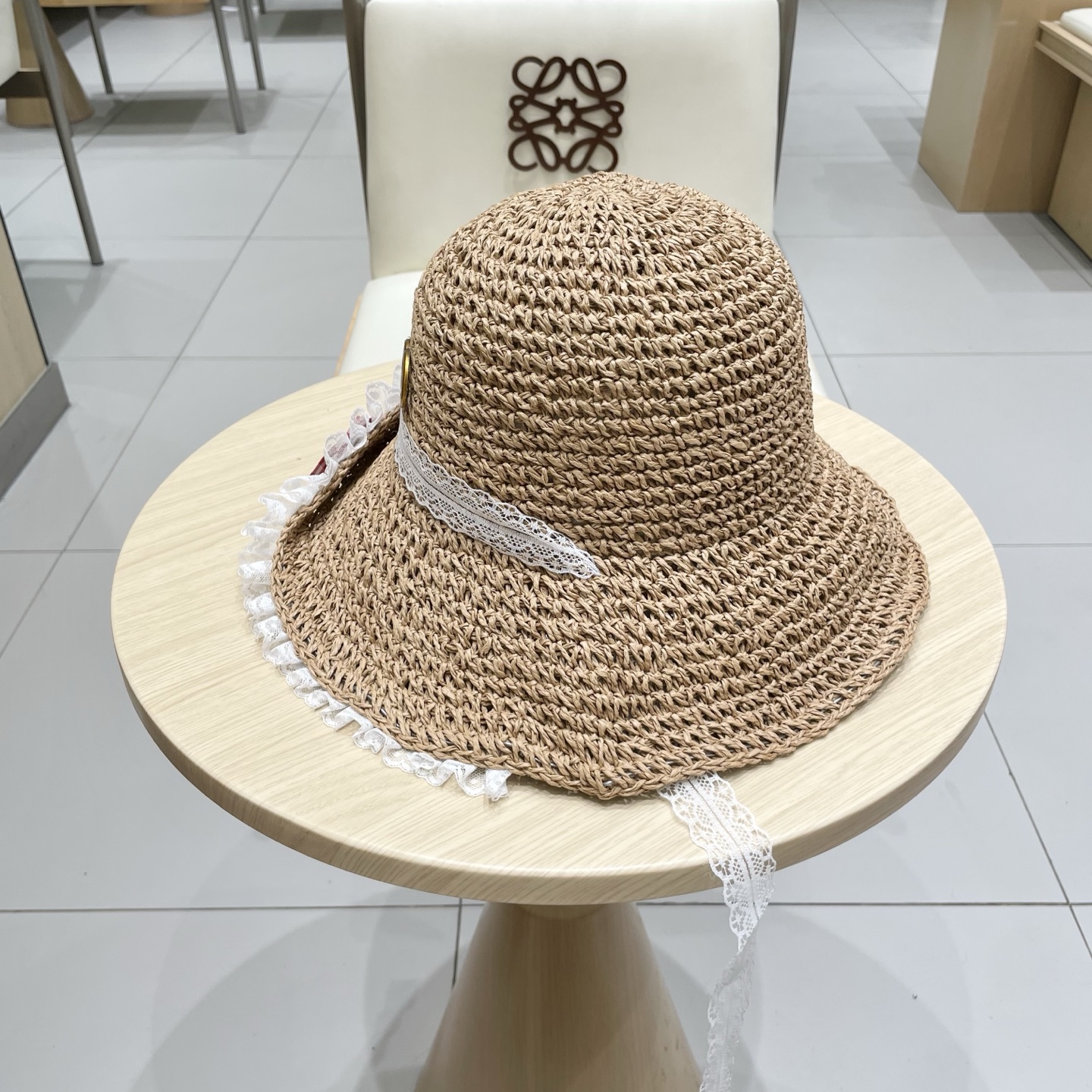 gucci古奇 2025新款蝴蝶结蕾丝花边翻檐草帽女夏季海边大帽檐防晒遮阳沙滩帽