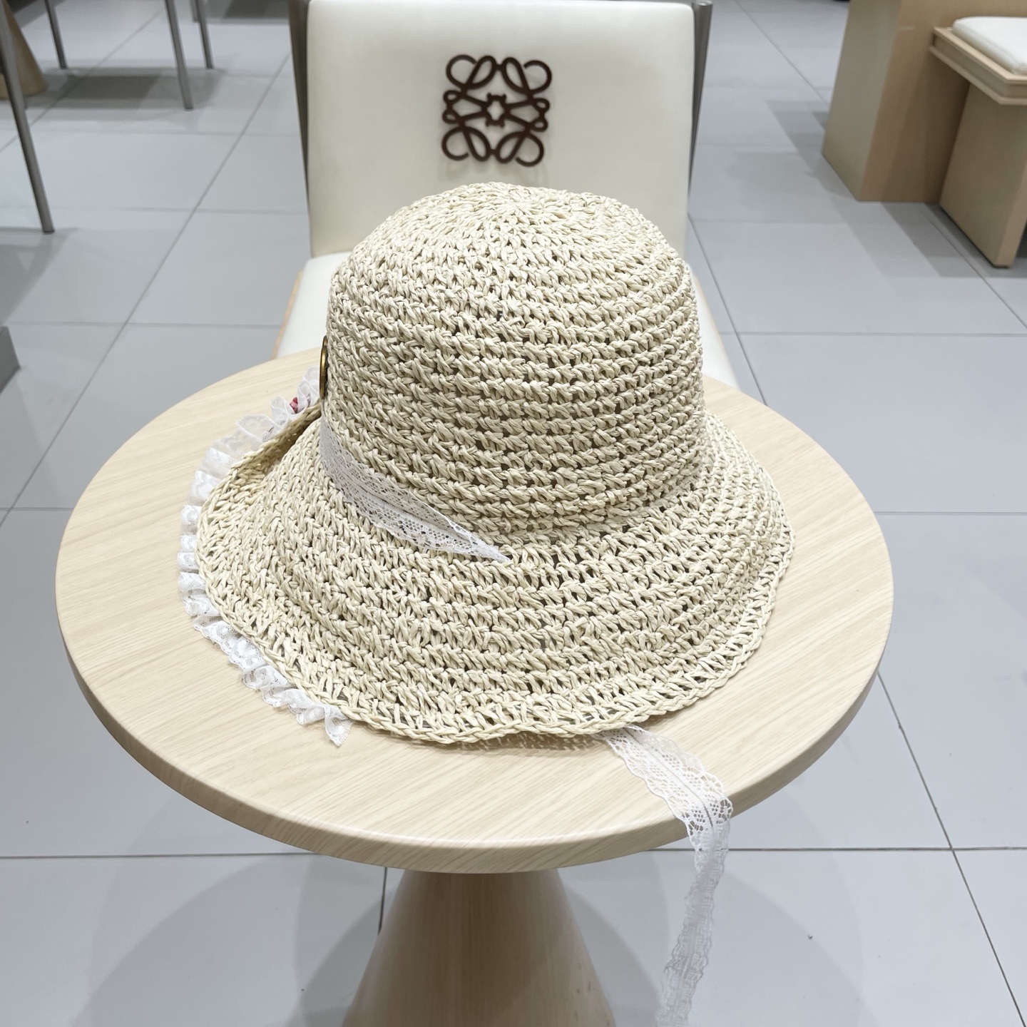 gucci古奇 2025新款蝴蝶结蕾丝花边翻檐草帽女夏季海边大帽檐防晒遮阳沙滩帽