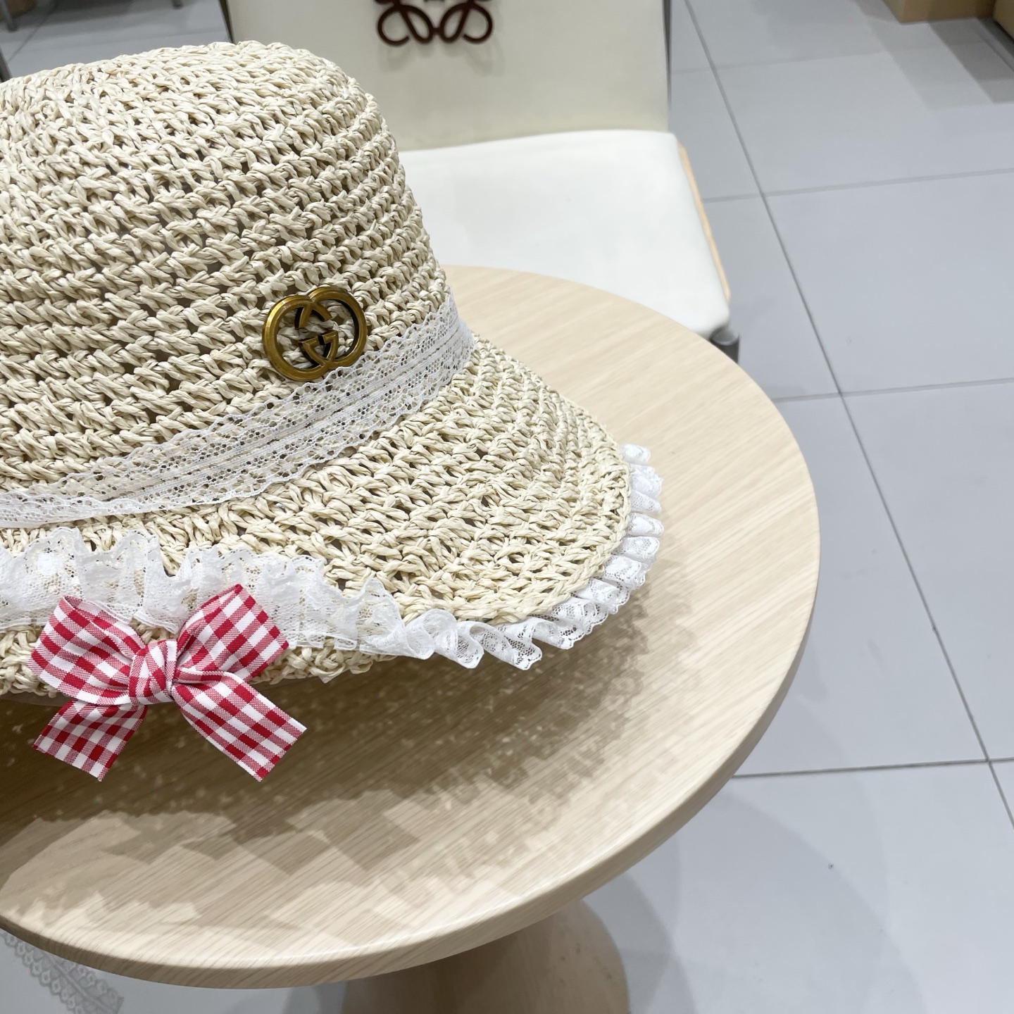 gucci古奇 2025新款蝴蝶结蕾丝花边翻檐草帽女夏季海边大帽檐防晒遮阳沙滩帽
