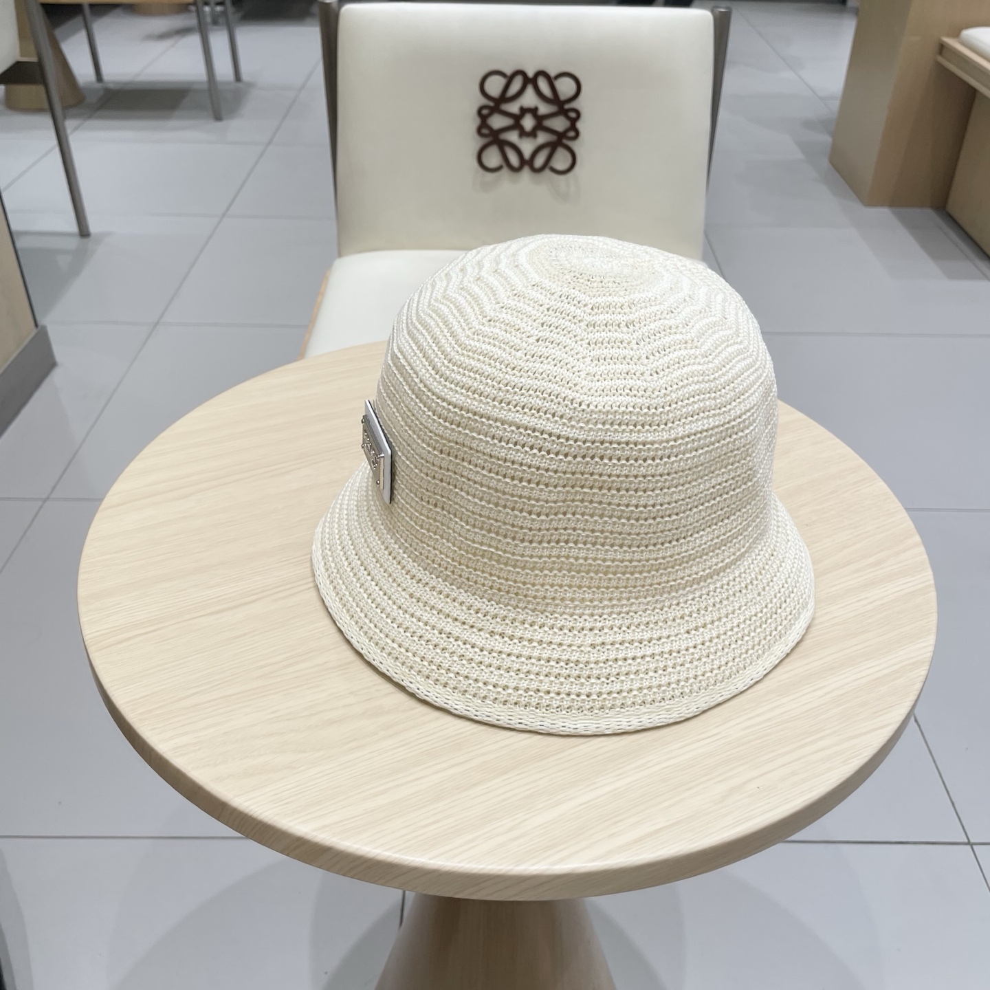  PRADA普拉达2025新款韩版遮阳渔夫帽女夏季纯色太阳帽镂空针织甜美显脸小盆帽